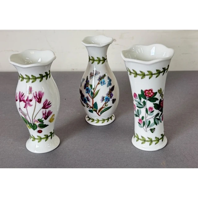 Three Portmeririon Botanic Garden vases.