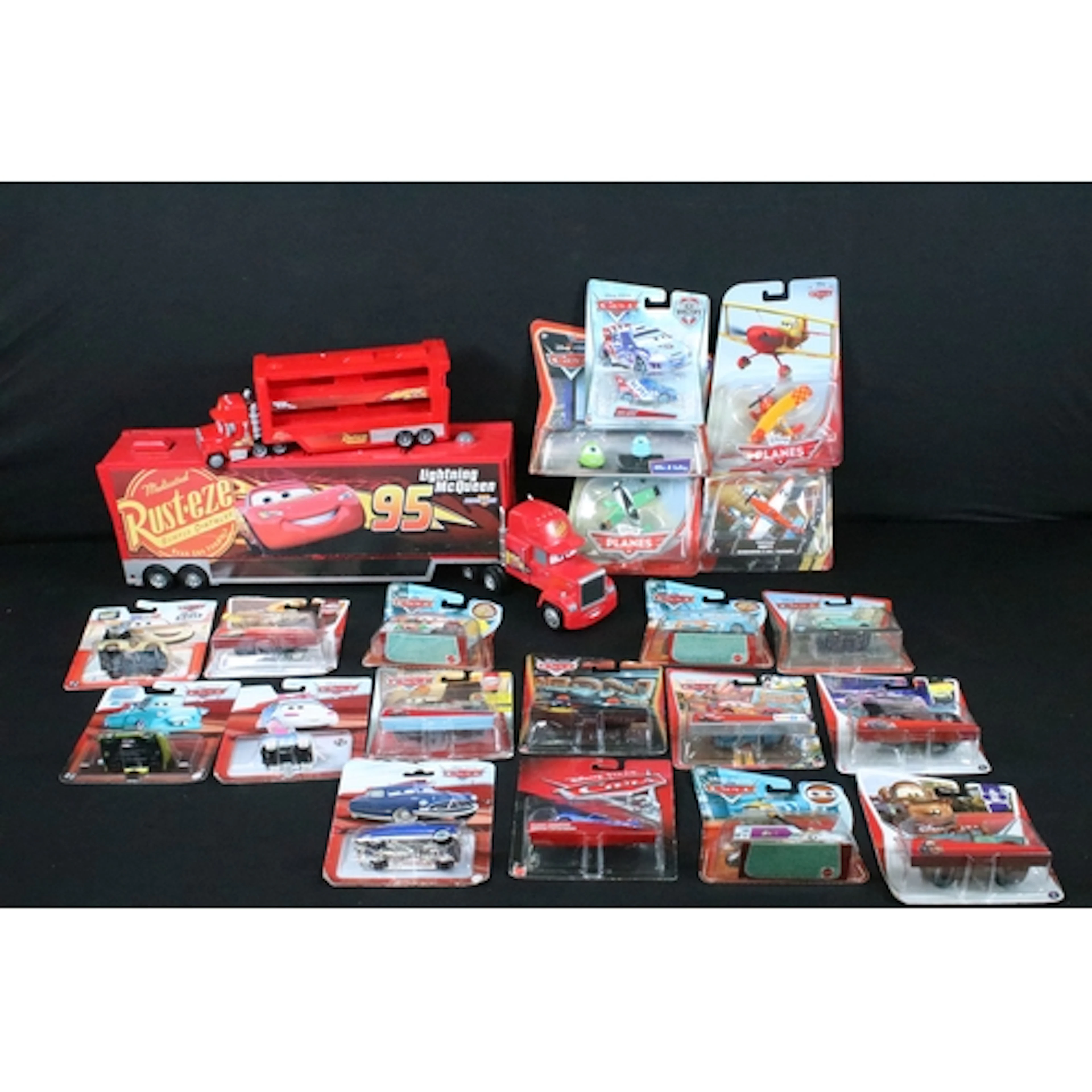 17 Carded Mattel Disney Pixar Cars models including Lewis Ha...