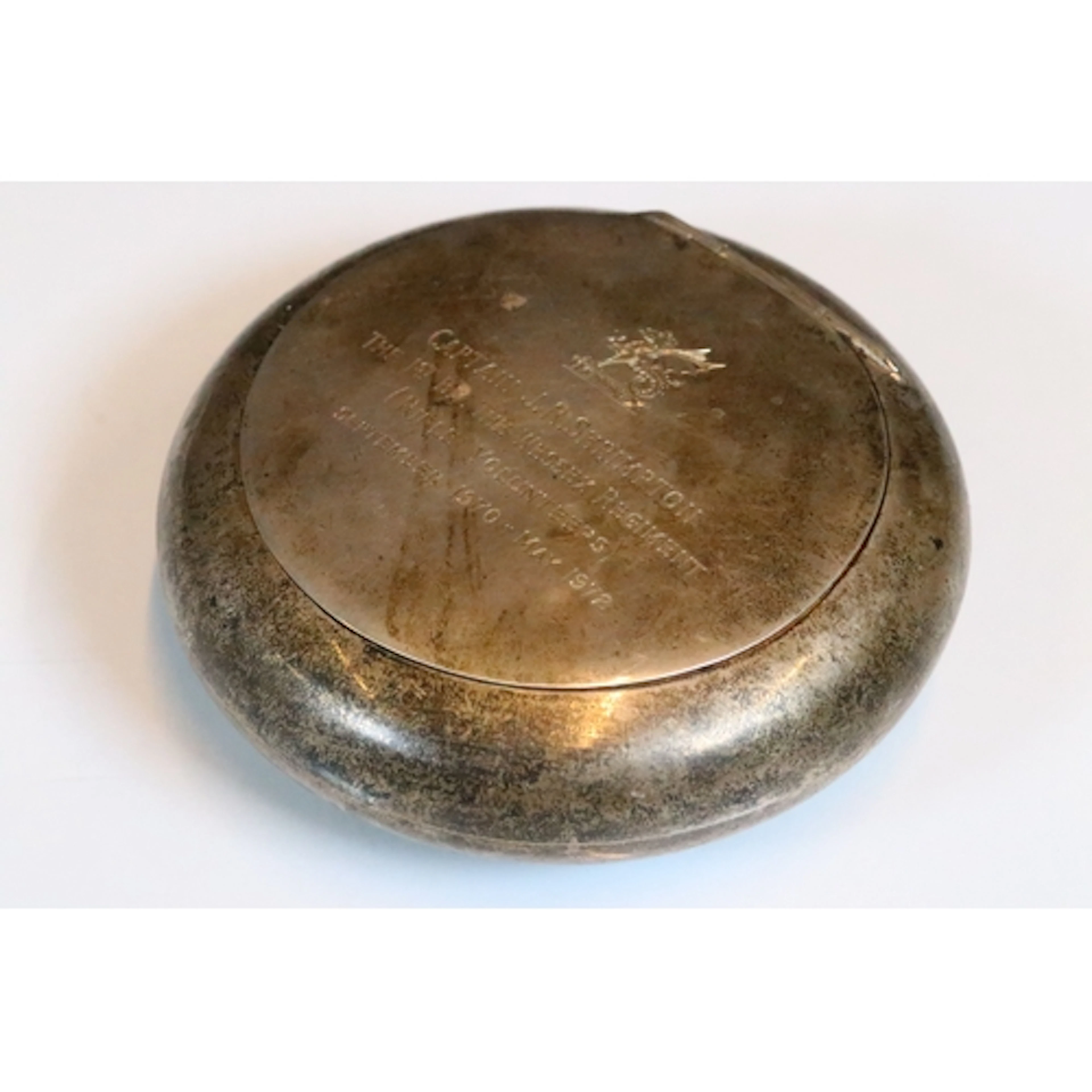 Early 20th Century hallmarked silver squeeze action snuff bo...