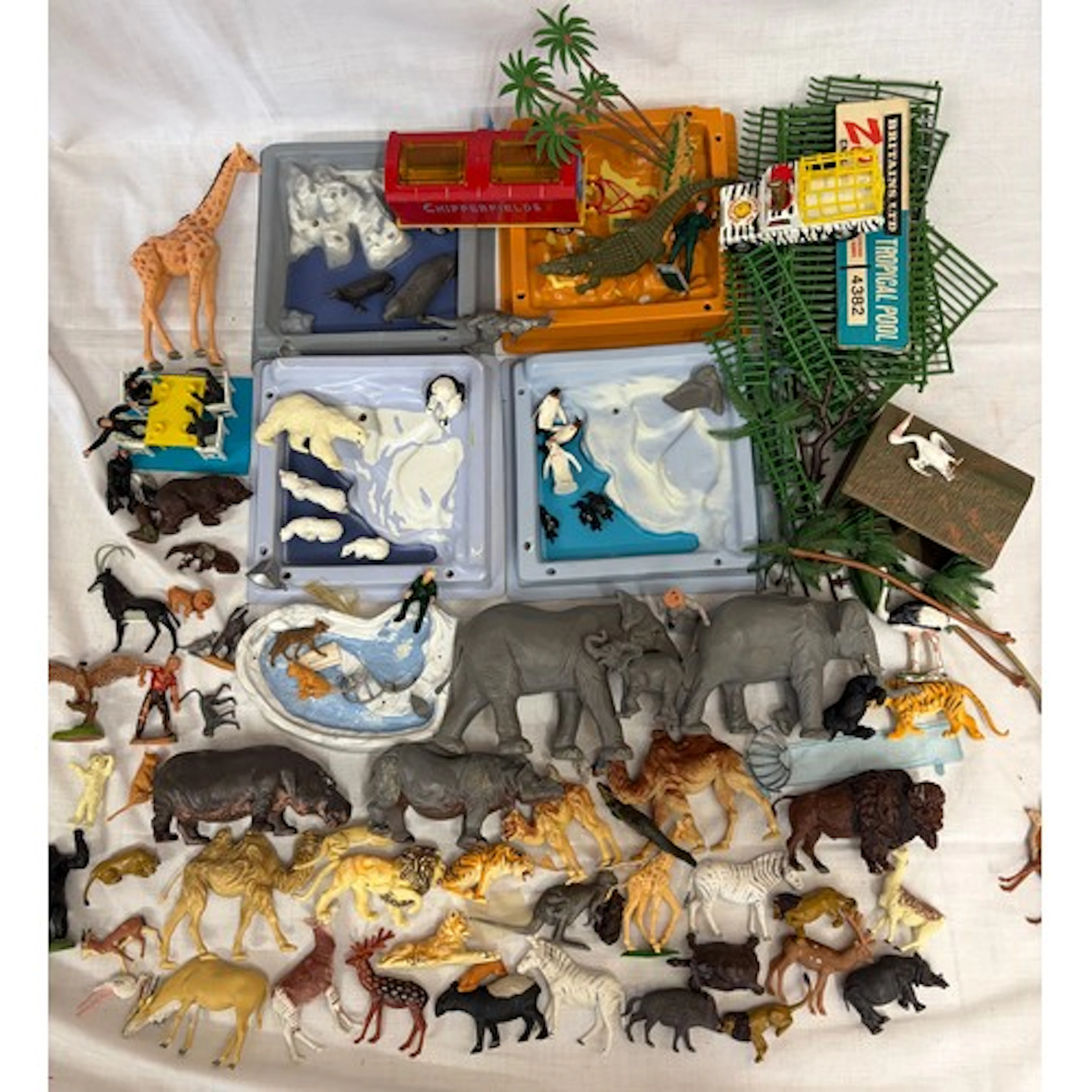A collection of Britains plastic zoo animals to include: Lon...