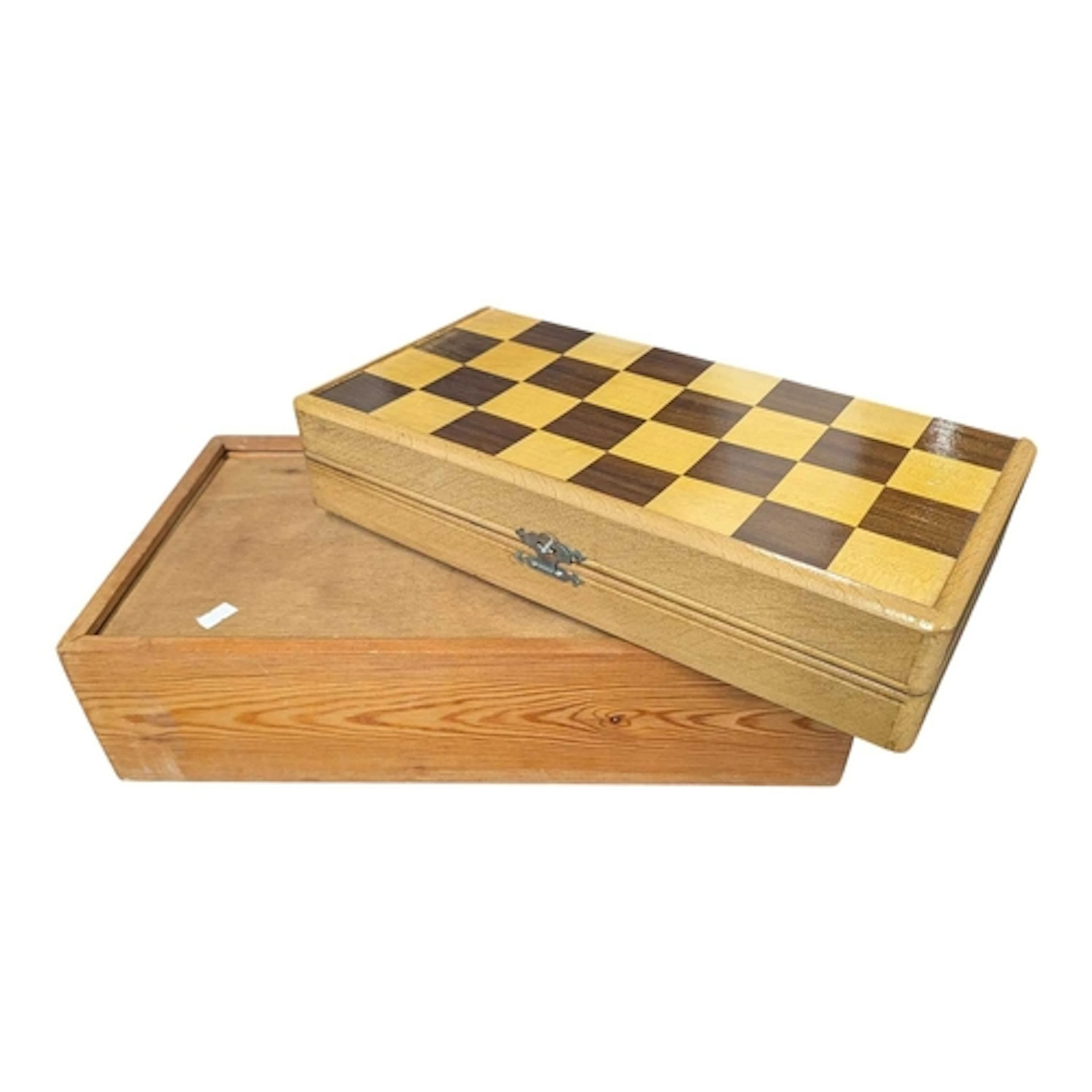 20th century vintage Japanese Netsuke chess set. The chess p...