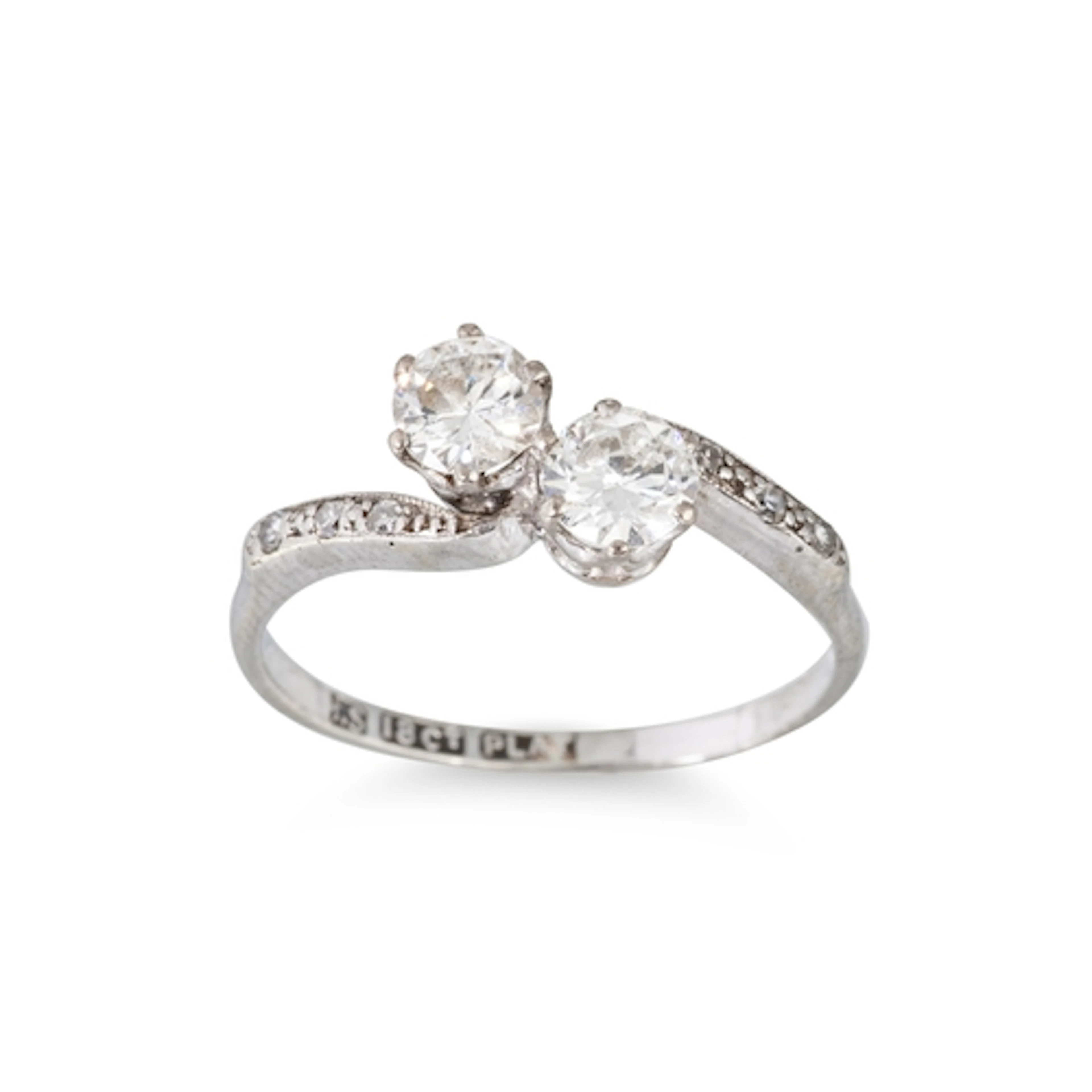 A VINTAGE DIAMOND 'TOI ET MOI' RING, the circular diamonds m...