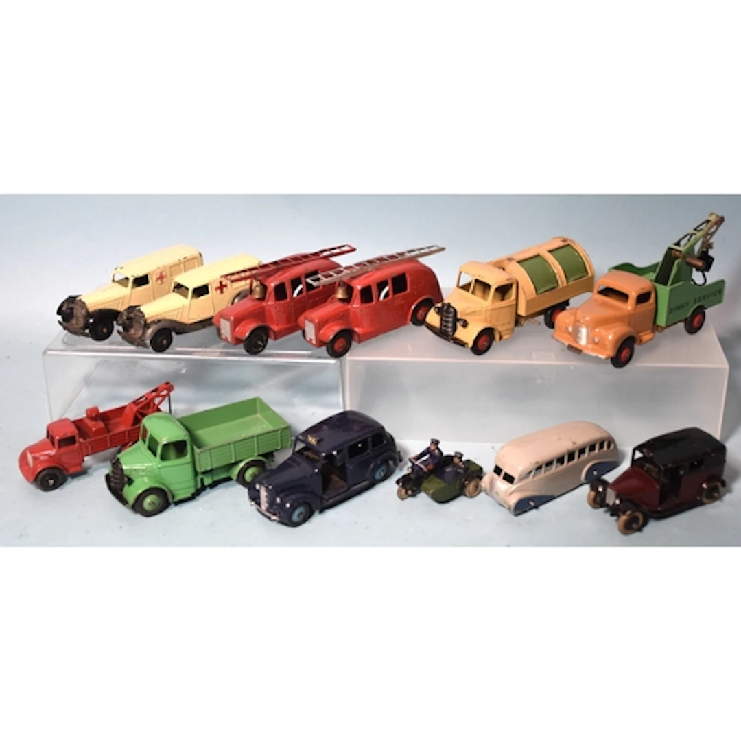 Dinky Toys, 30f, Ambulance (x2), 25n and 25o Streamline Fire...