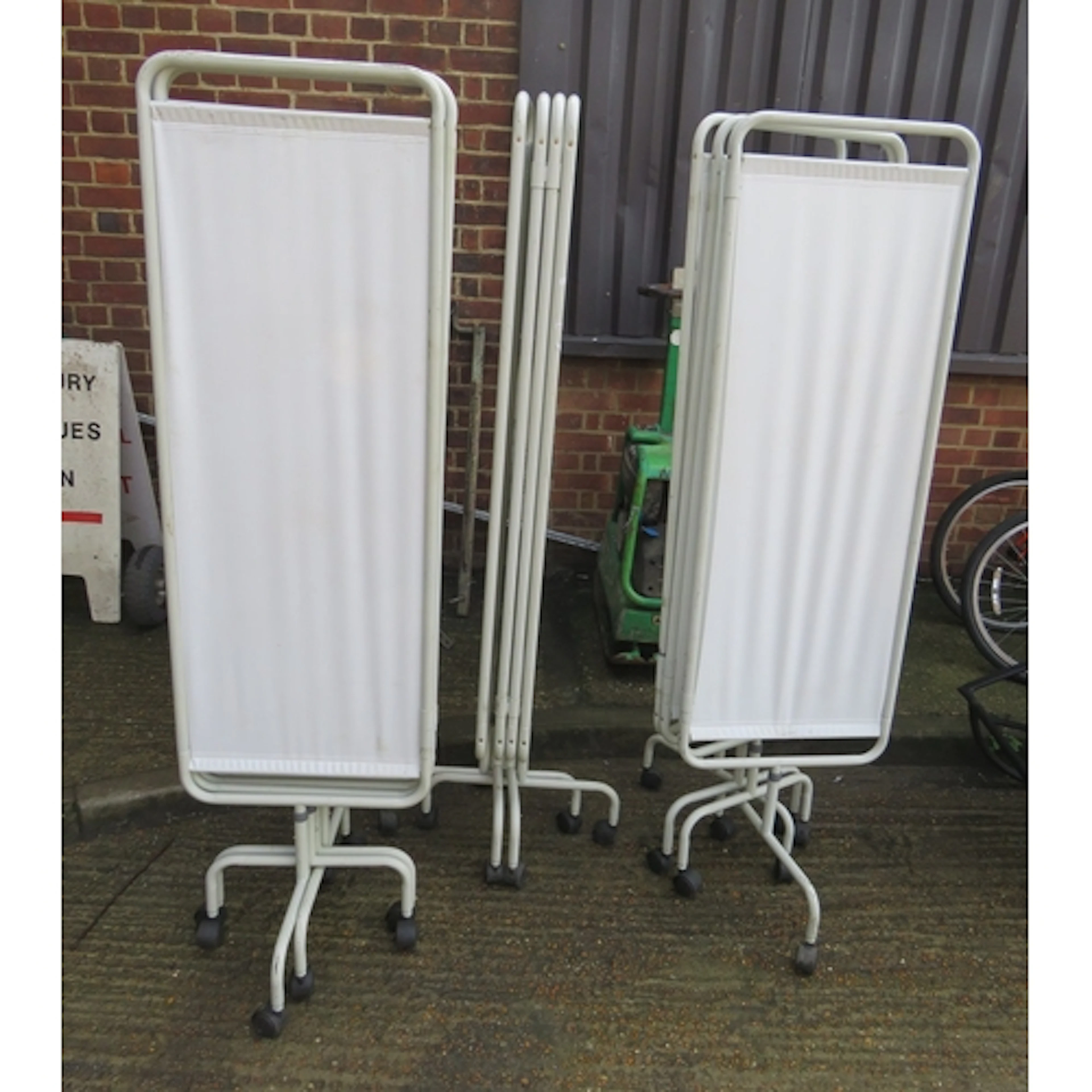 3 White Privacy Screens (3)