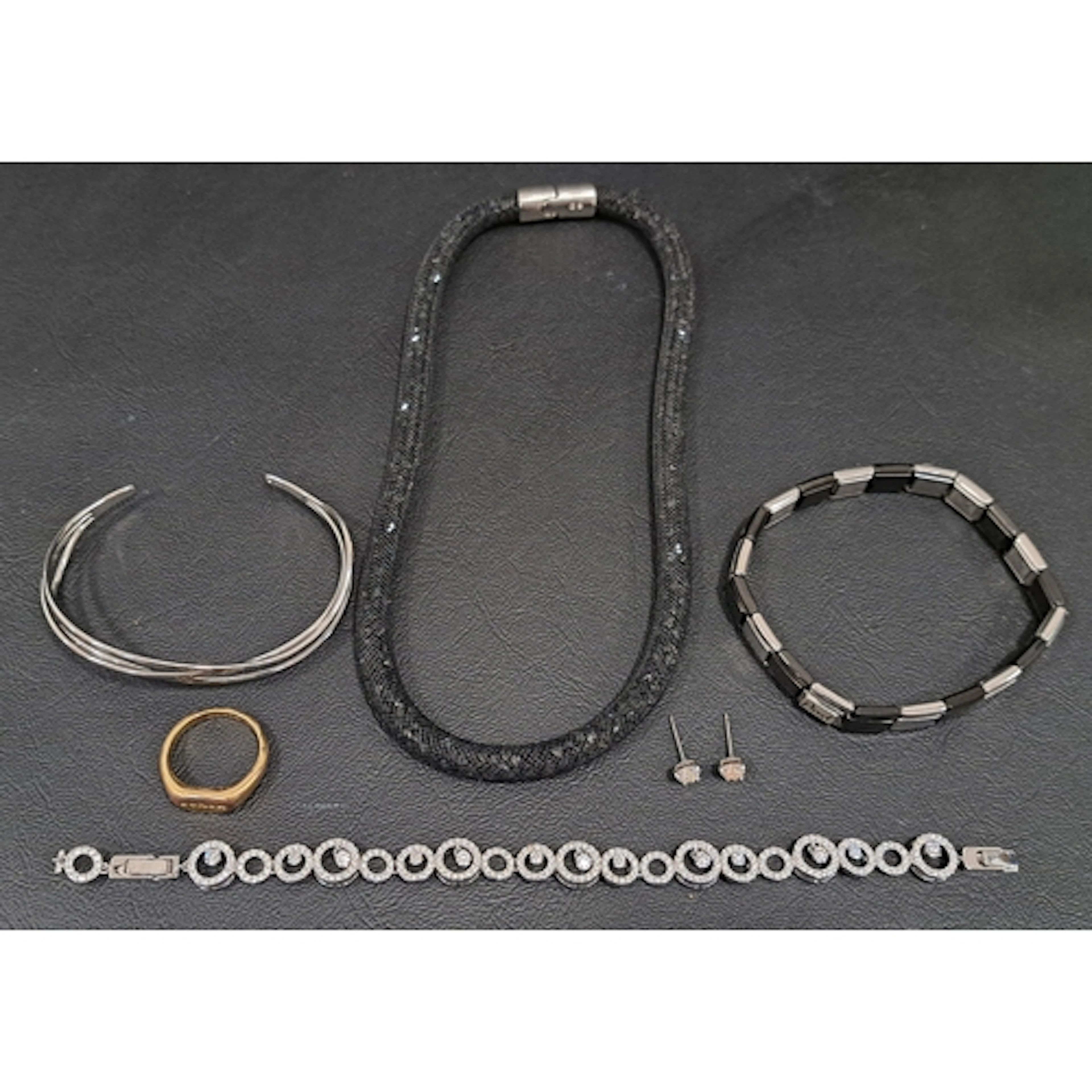 SELECTION OF FASHION JEWELLERY comprising a Swarovski cryst...