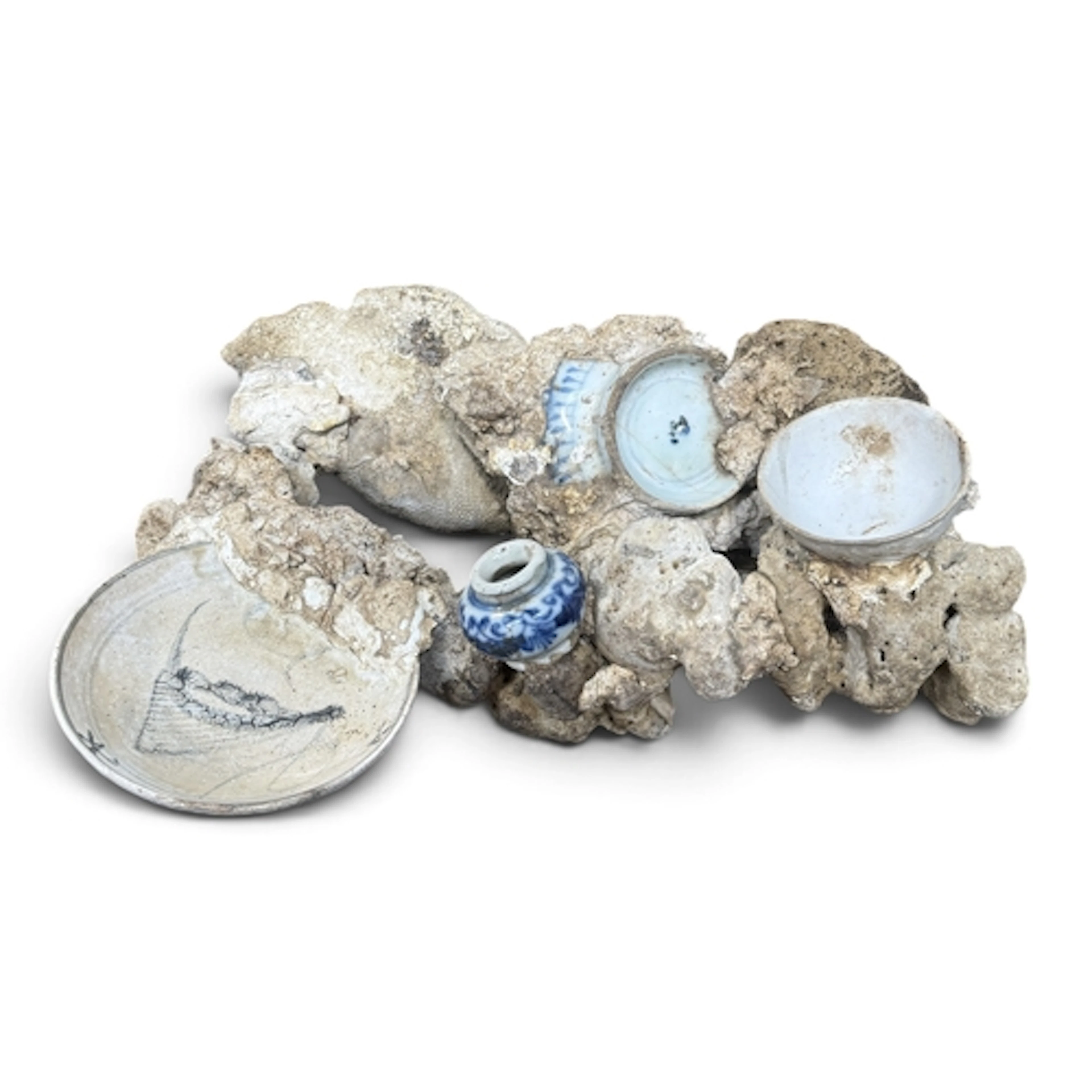 A GROUP OF SOUTH EAST ASIAN SHIPWRECK CARGO CERAMICS IN OOLI...
