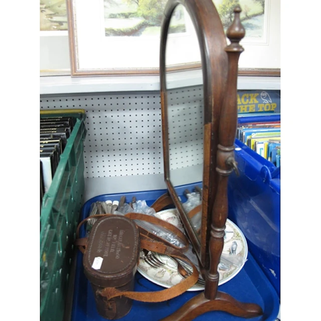 Collectables, including leather cased WWII military binocula...