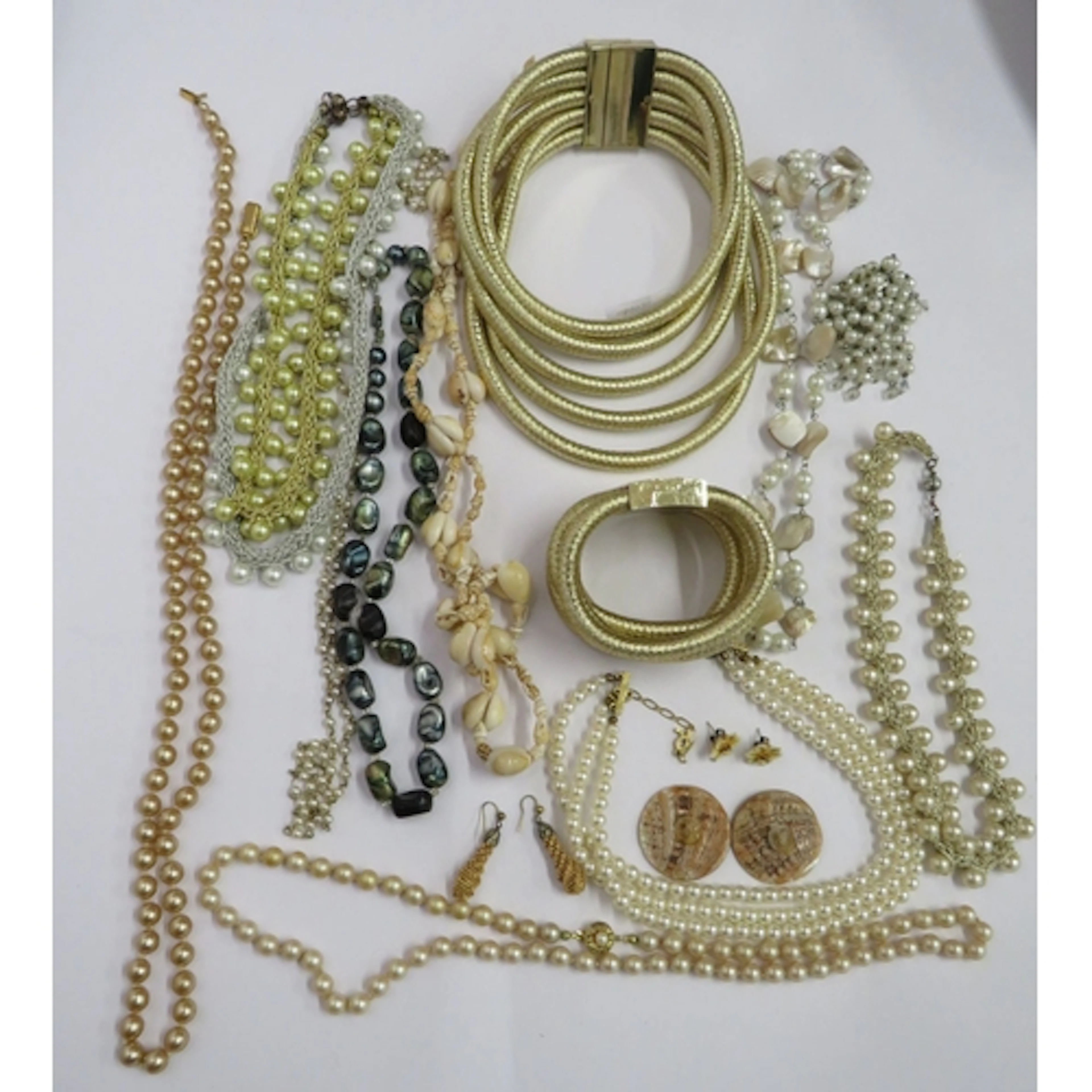 Imitation Pearl Necklaces, shell necklace, gilt coil necklac...