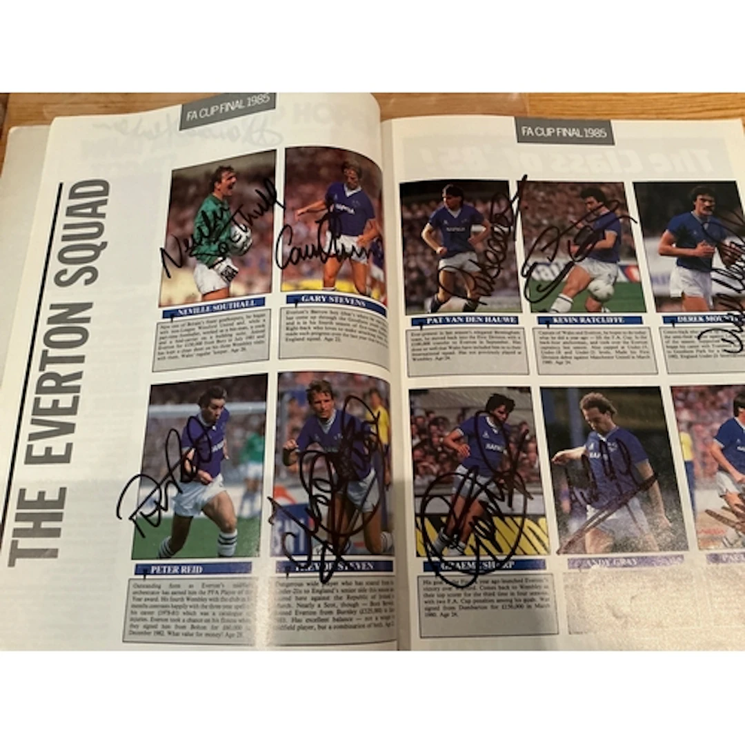 Everton 1985 Signed FA Cup Final Football Programme: Signed ...