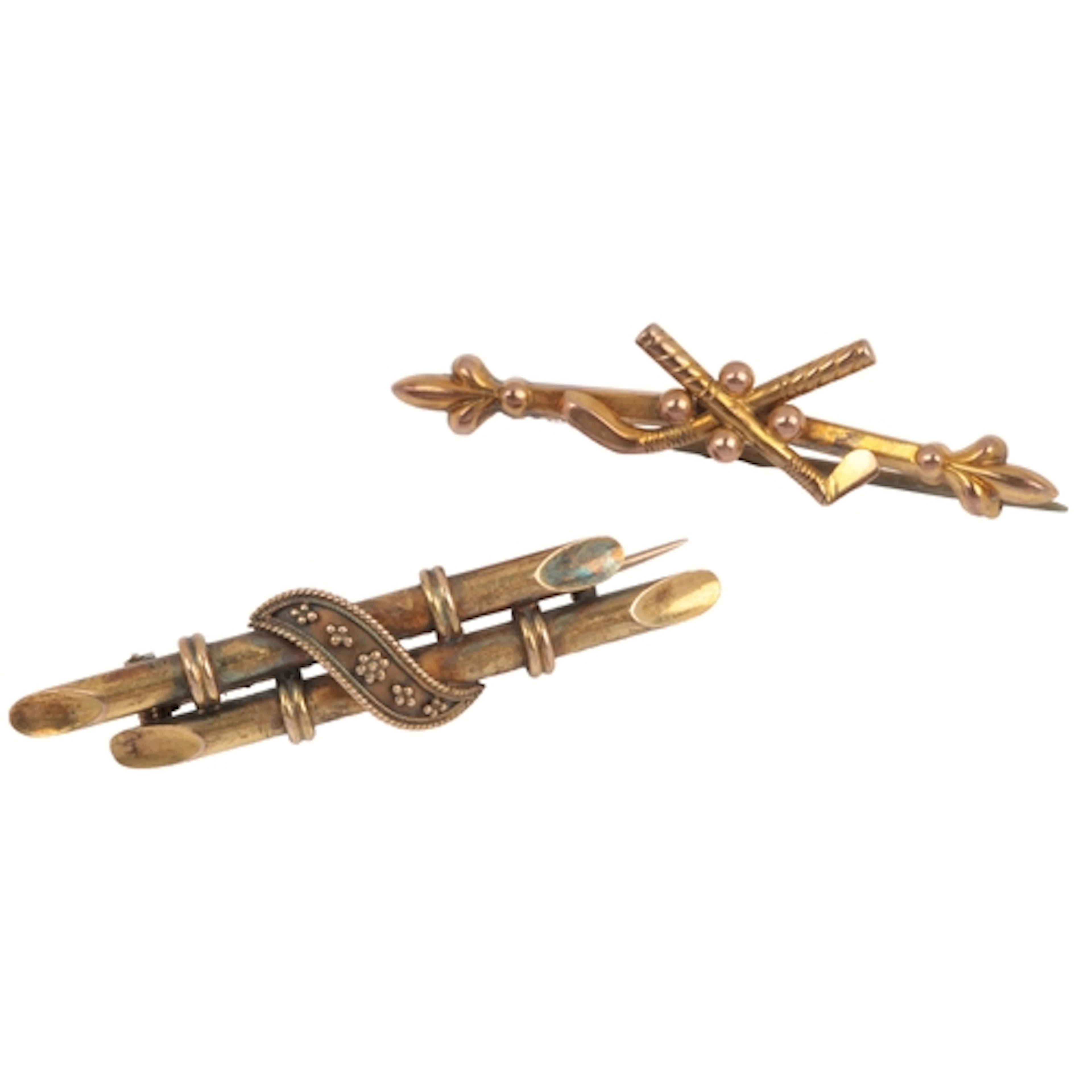 Two gold bar brooches, circa 1900, comprising: a brooch desi...