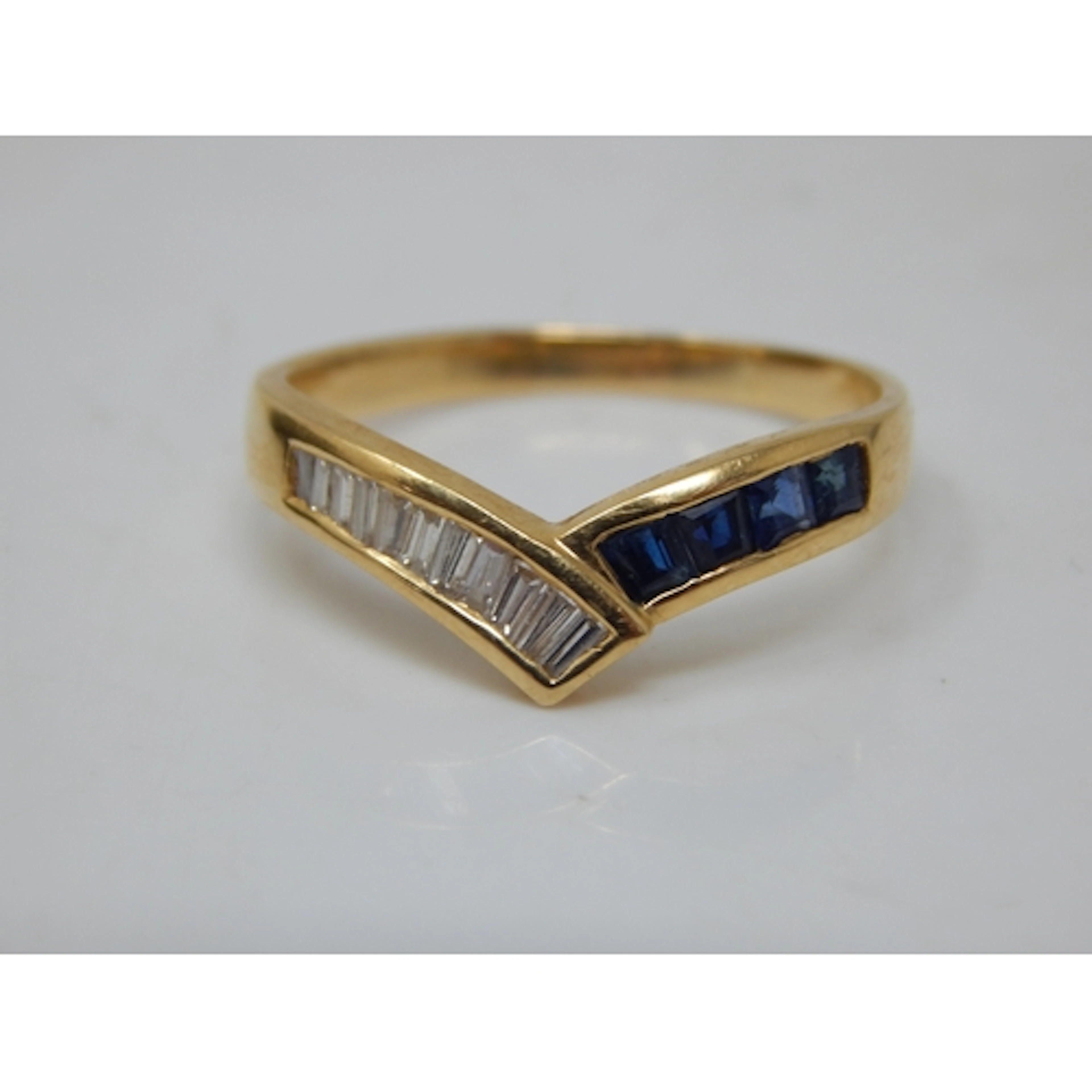 18ct Gold Wishbone Ring Set with Baguette Cut Diamonds & Pri...