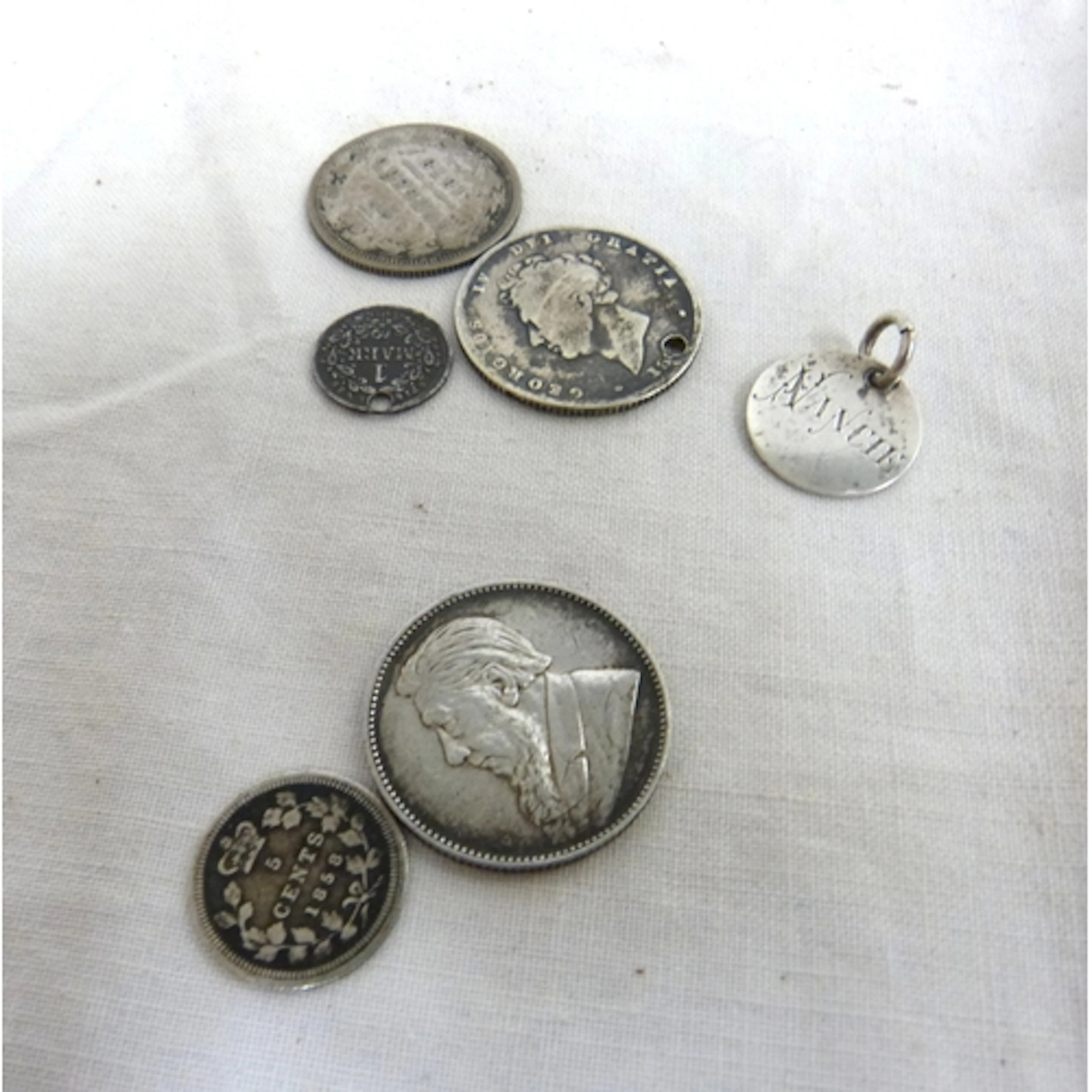 Silver coins including George IV shilling, African 1 shillin...