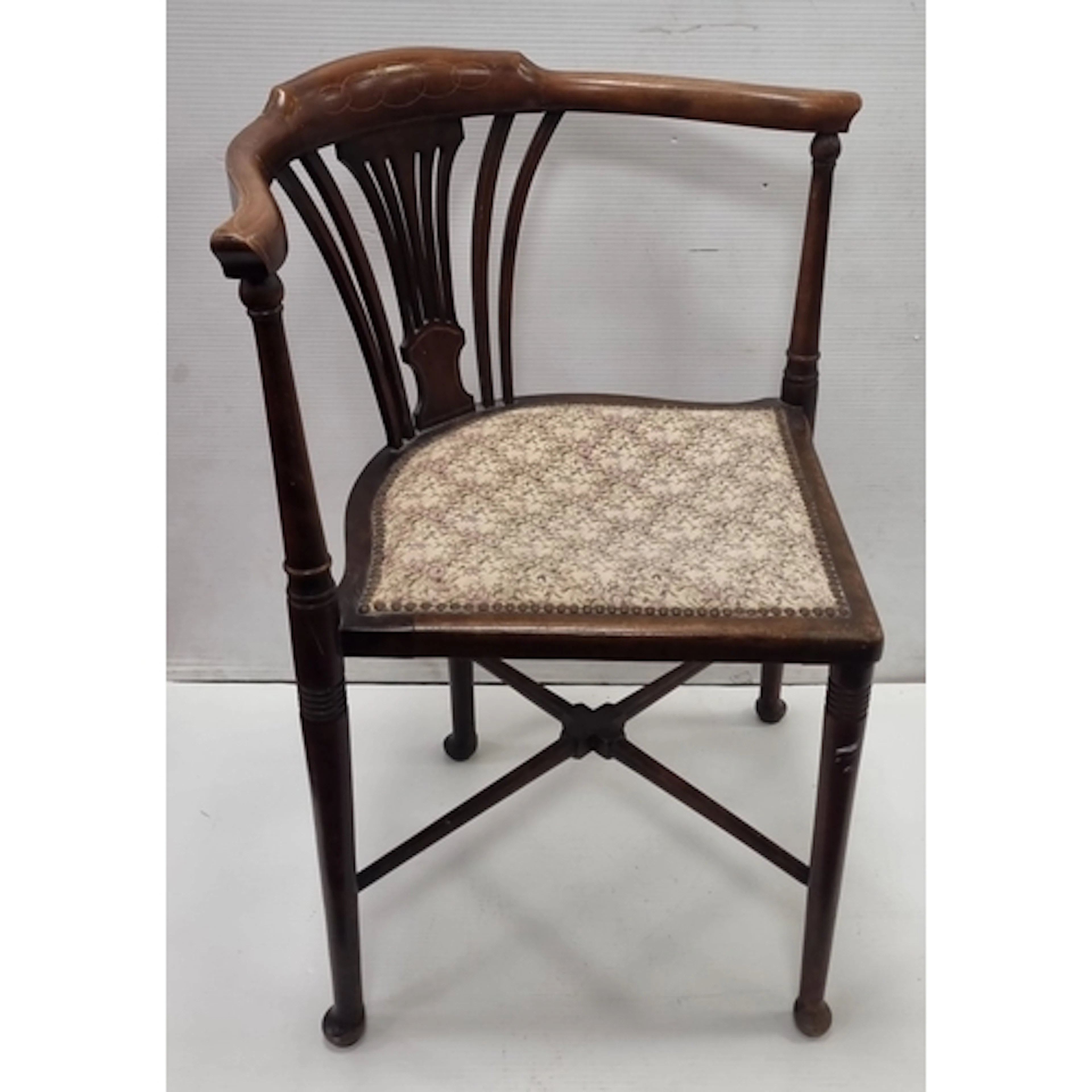 Corner chair with tapestry seat, H: 70cm