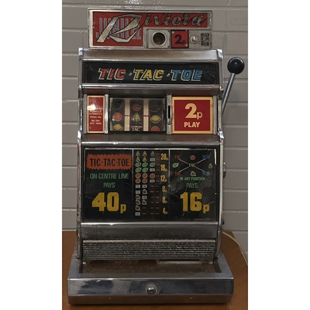 Vintage Jubilee Riviera Tic-Tac-Toe arcade slot machine. 2p ...
