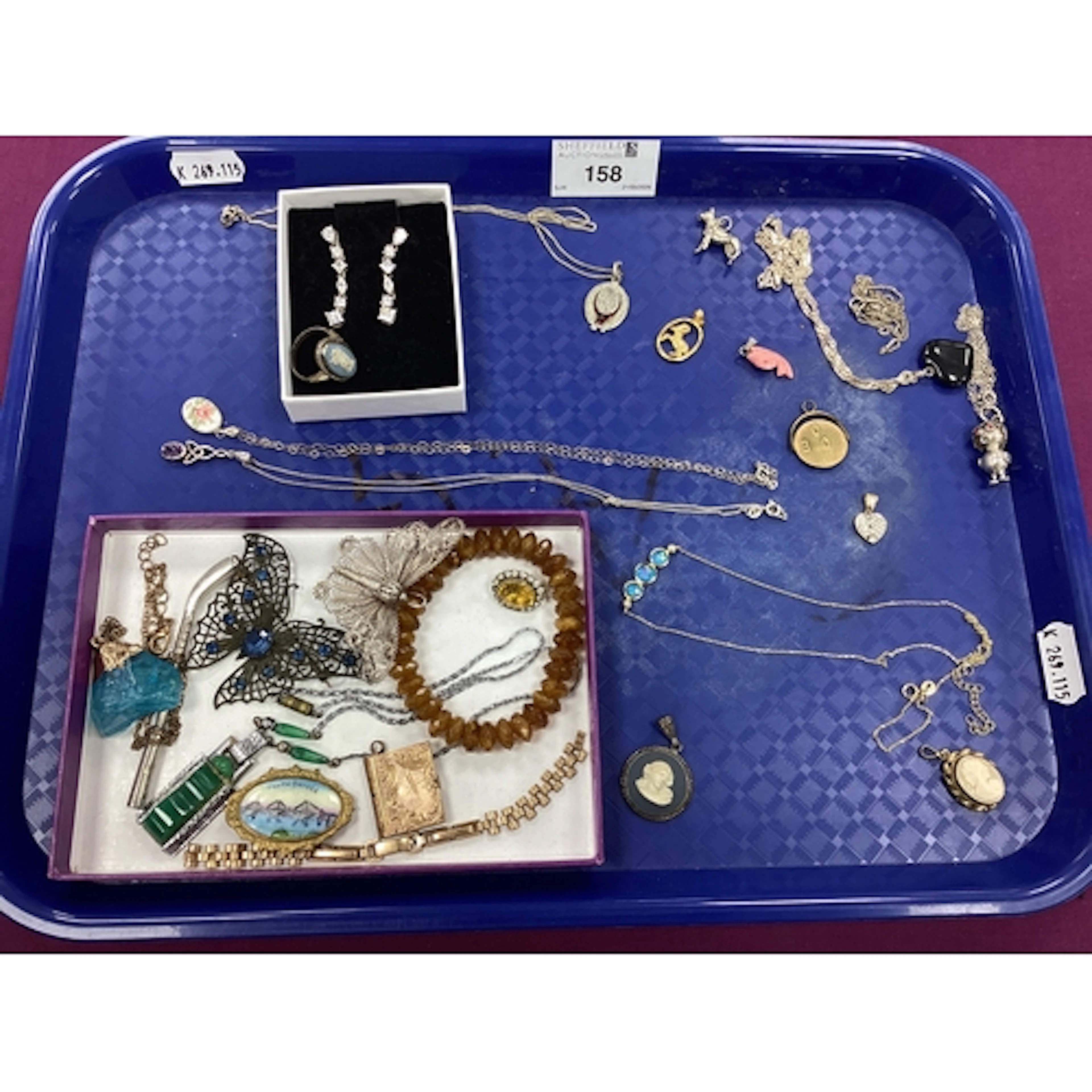 A Collection of Vintage and Later Jewellery, including a Wed...