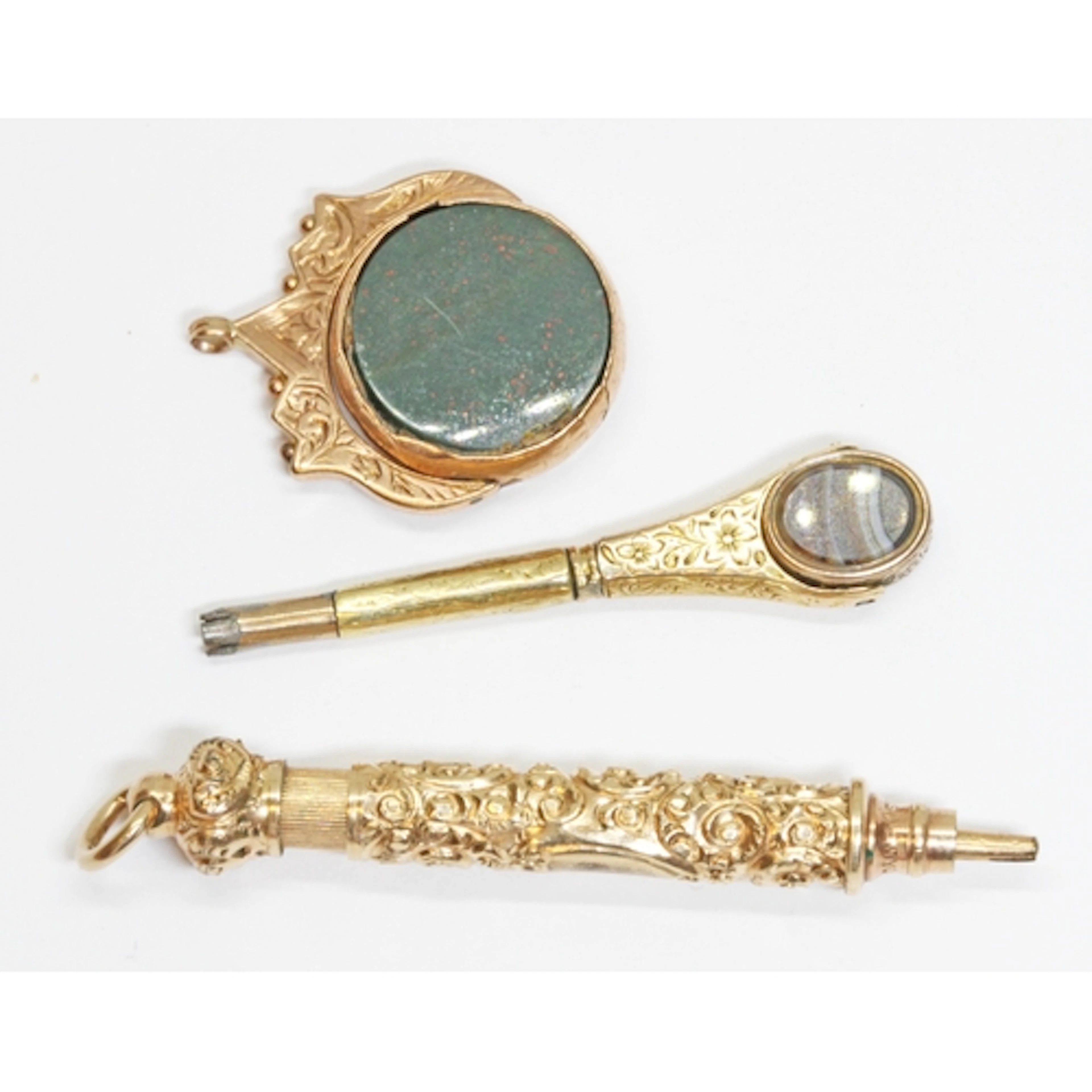 A mixed lot comprising a gold plated propelling pencil marke...
