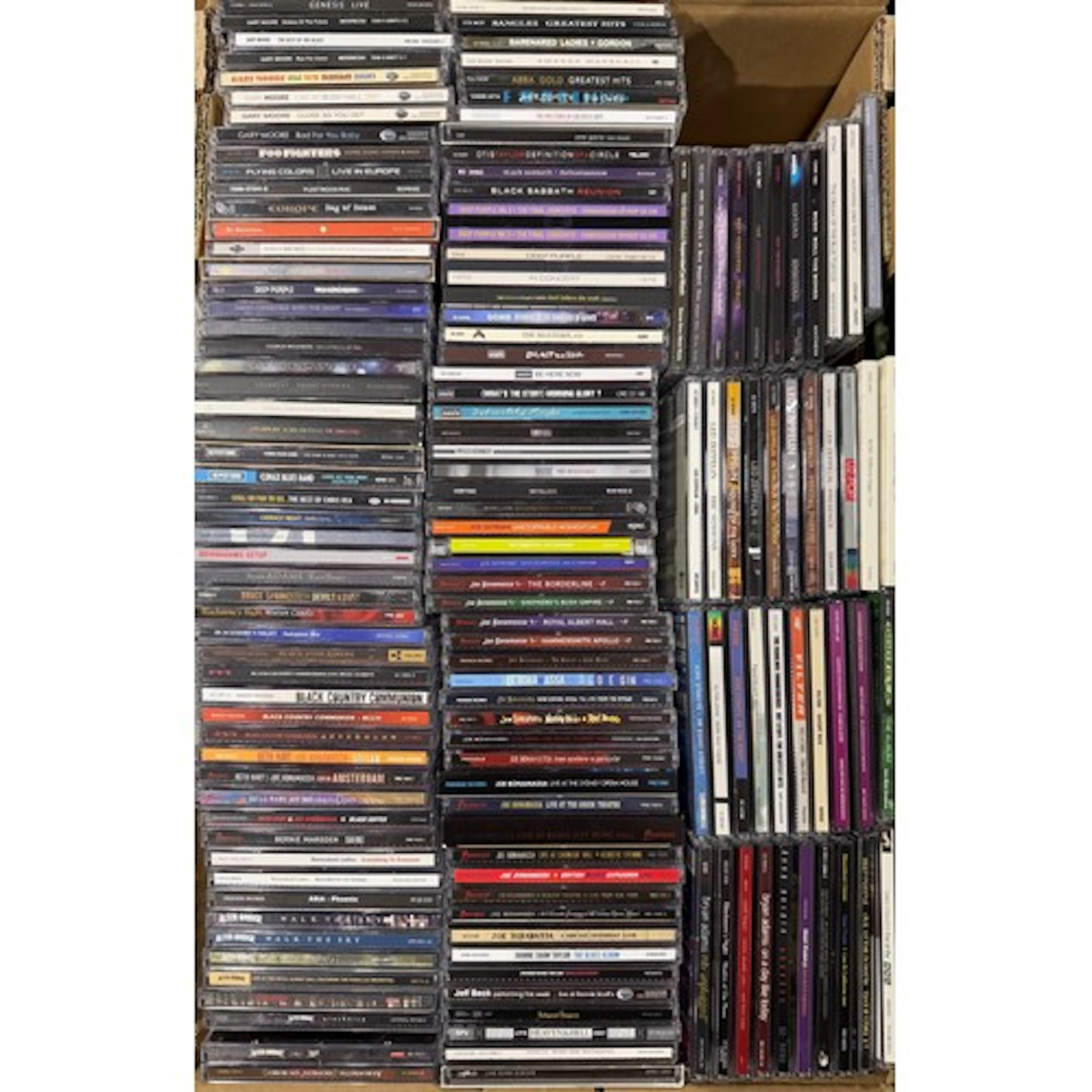 CDs - Over 500 mainly rock to include Aerosmith, Pink Floyd,...