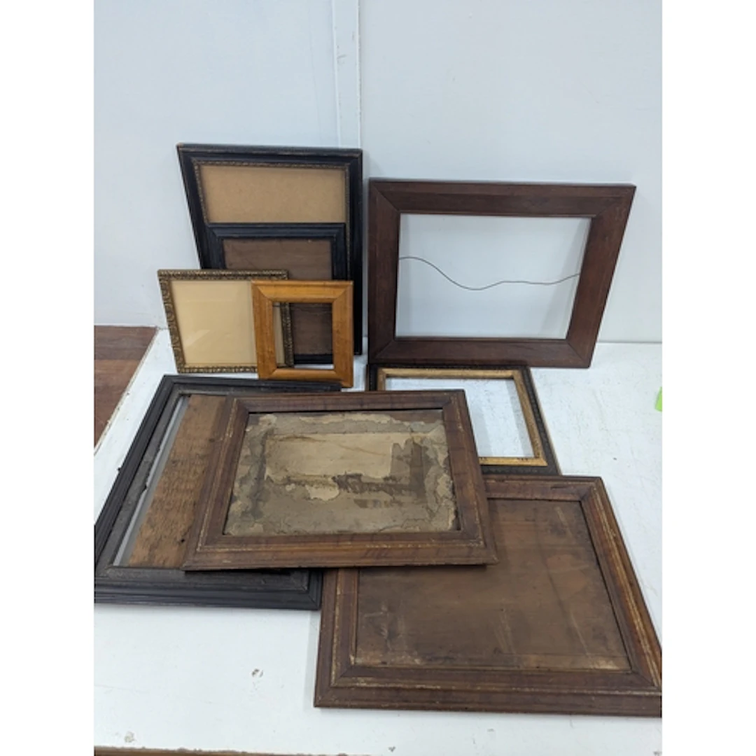 Picture frames to include a pair of early 19th century frame...