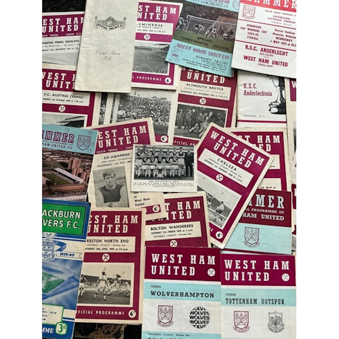 West Ham Football Programmes: Includes league cup v 62/63 Pl...