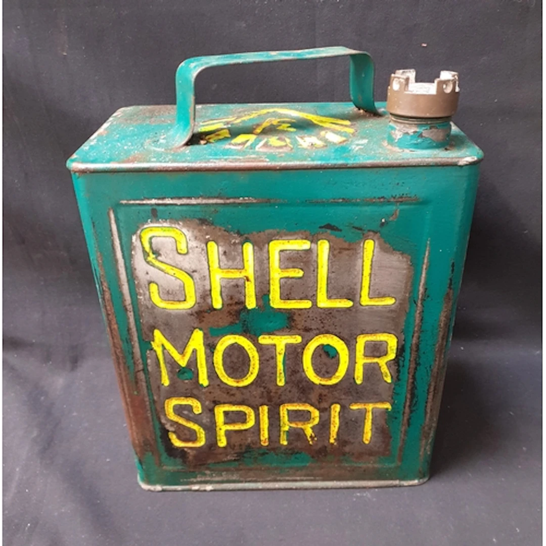 1930s SHELL MOTOR SPIRIT PETROL CAN the green can with yell...