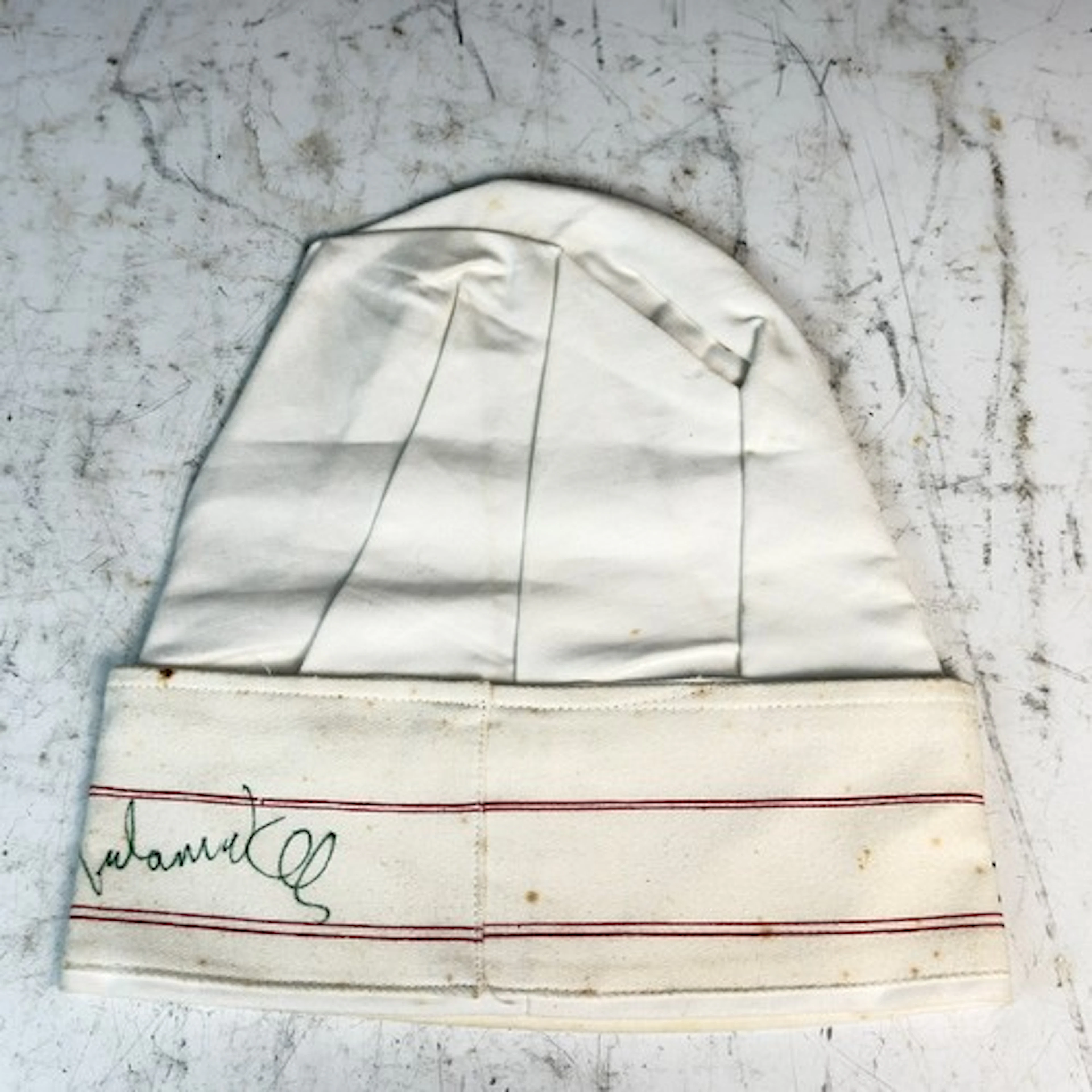 Autograph: a 'Le Grand Chef' Chefs Hat signed by Muhammed Al...