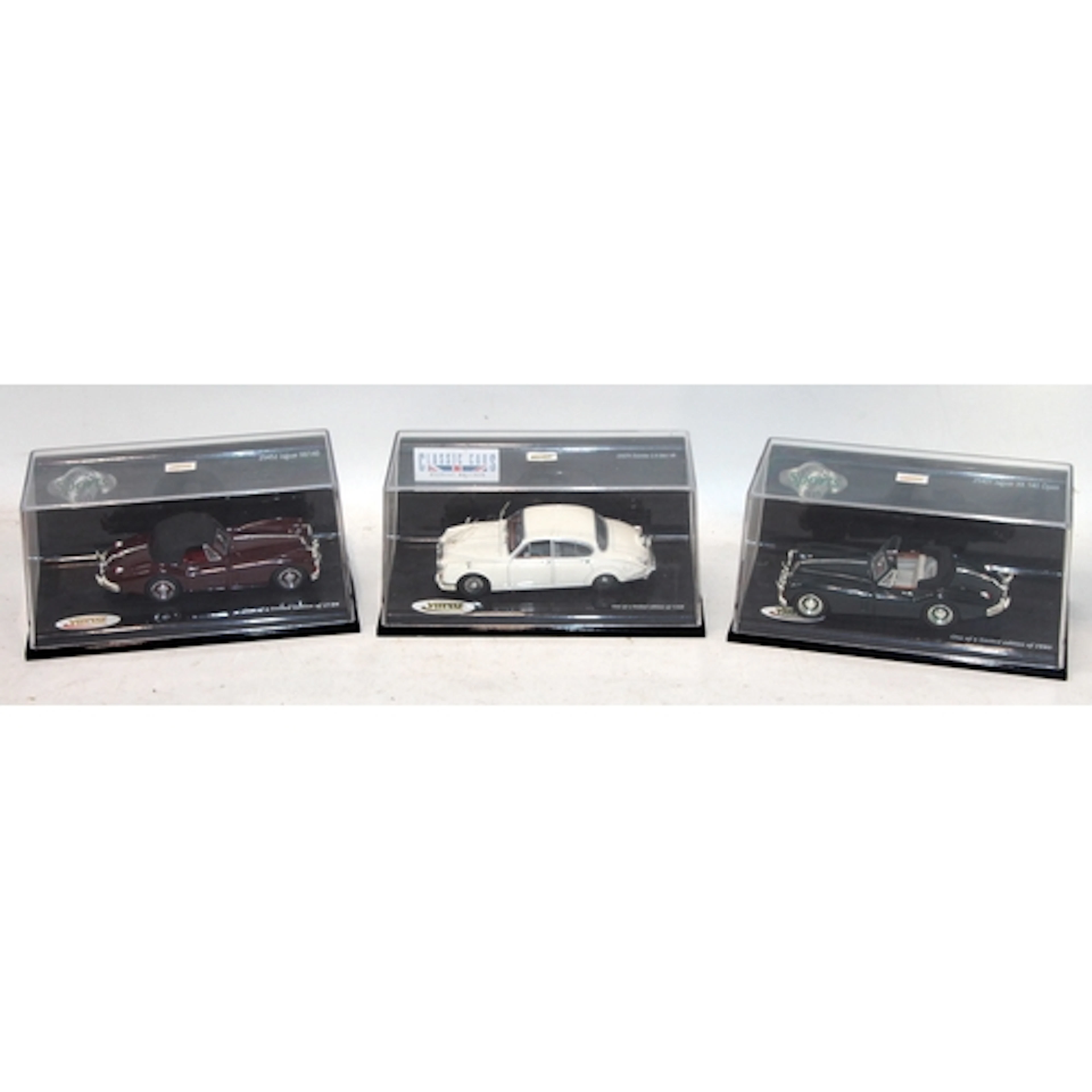 3 x Vitesse limited edition die cast model vehicles: 25075 D...