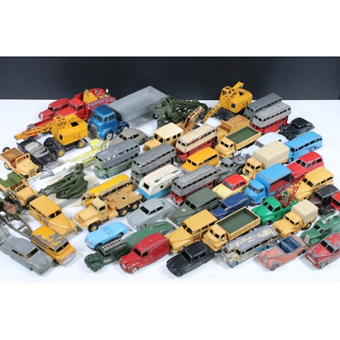 Collection of Early-Mid 20th C onwards playworn diecast mode...