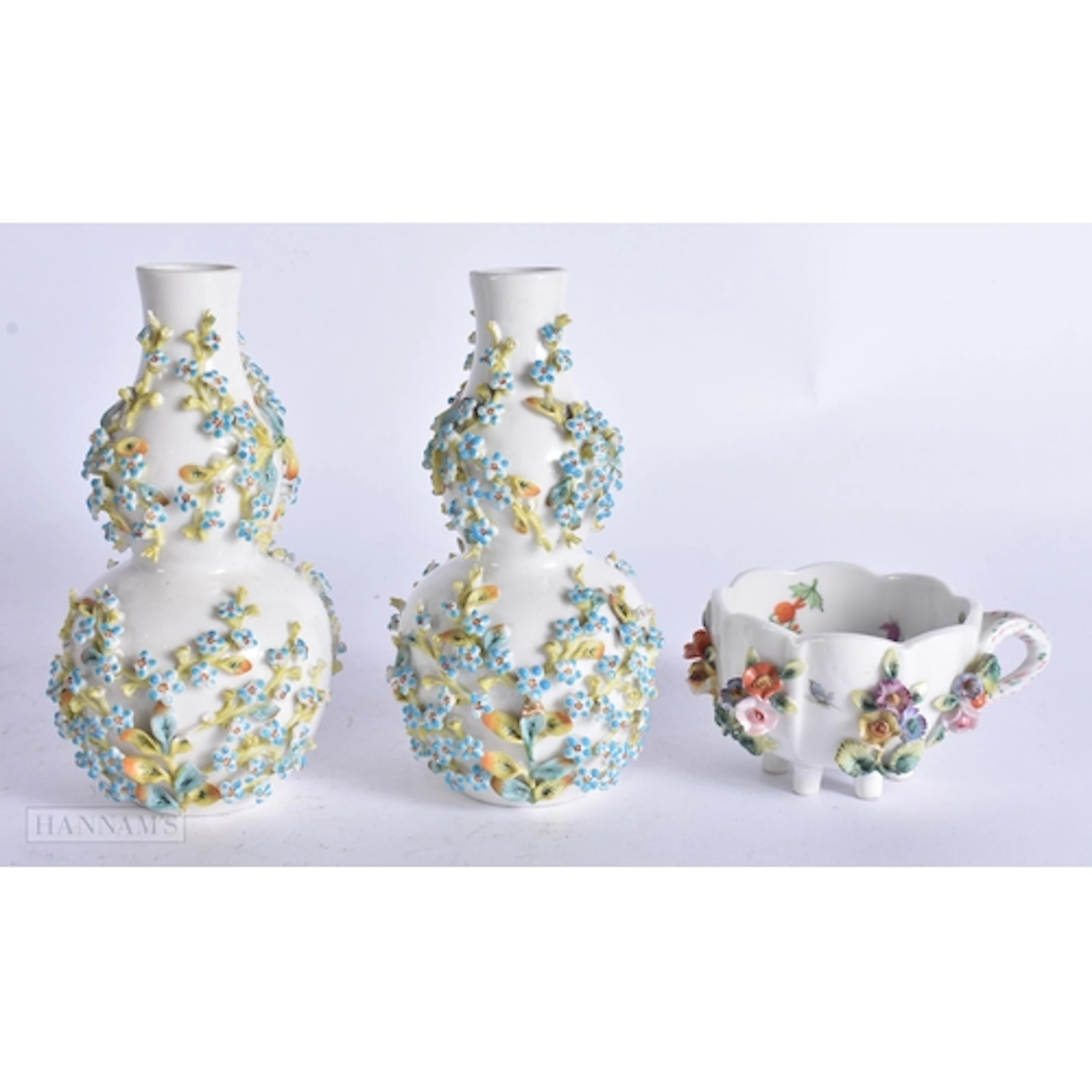 A PAIR OF 19TH CENTURY GERMAN AUGUSTUS REX PORCELAIN VASES t...