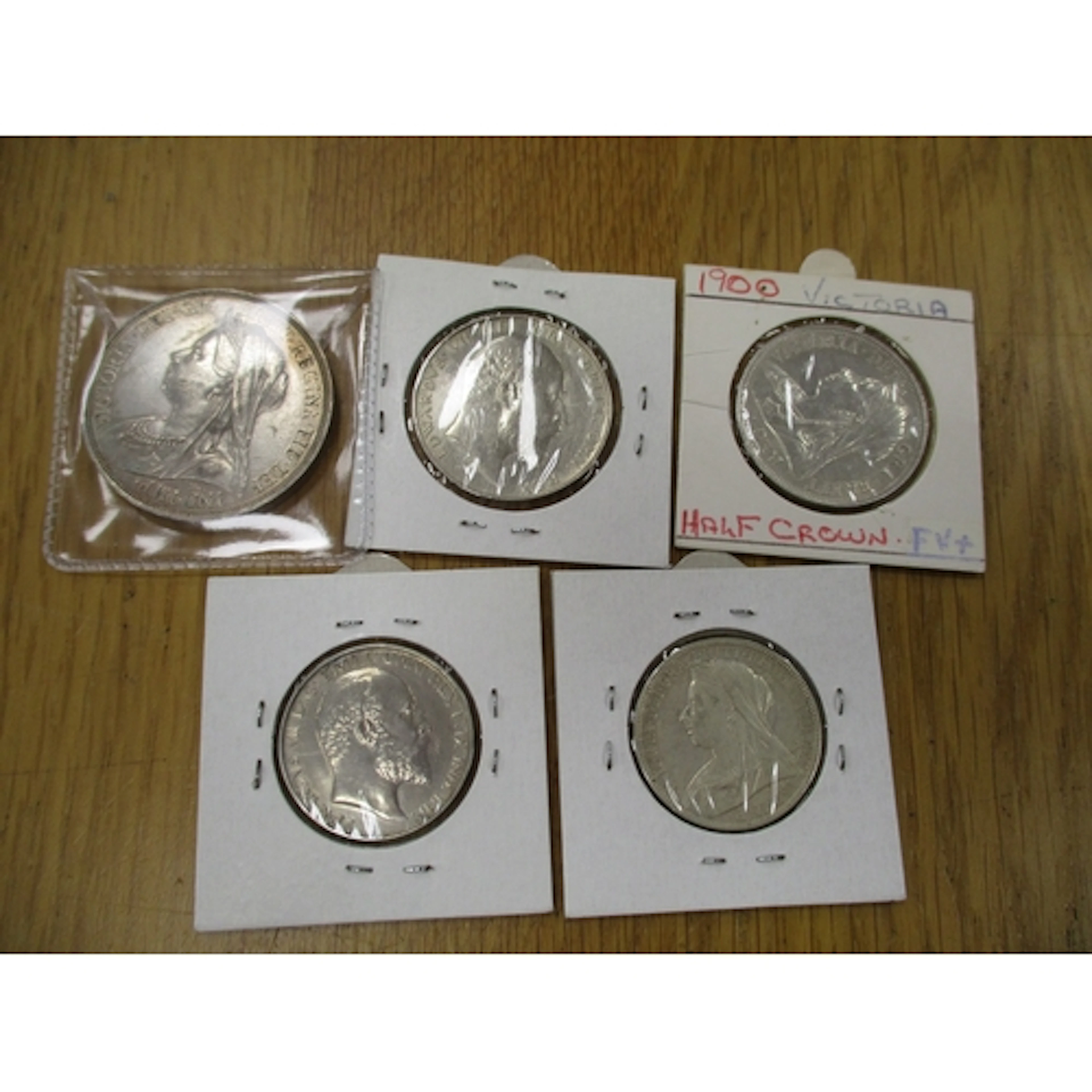 Range with 1897LXI crown good fine, half crowns 1900, 1902 a...