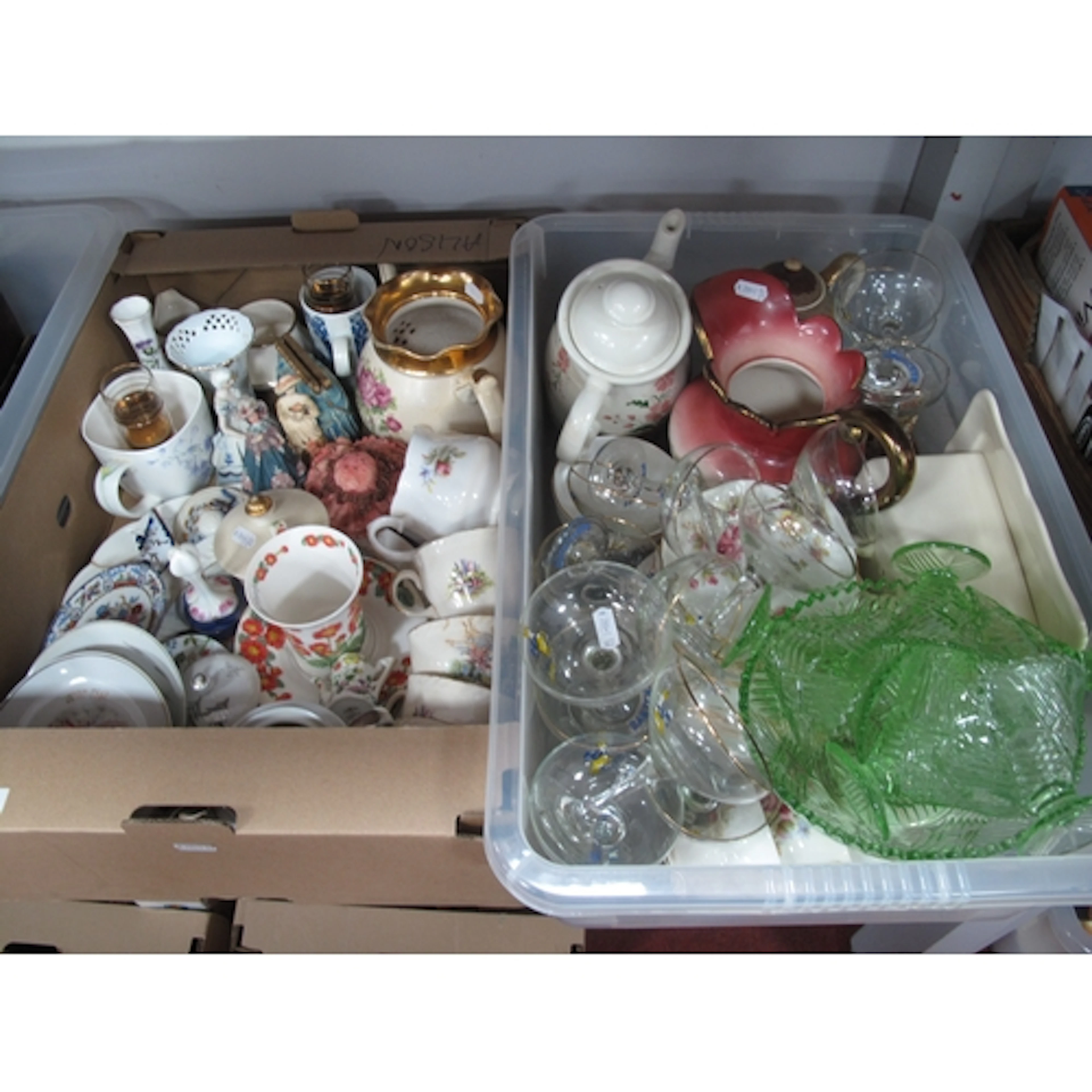 Ceramics and glassware, including fourteen Babycham glasses,...
