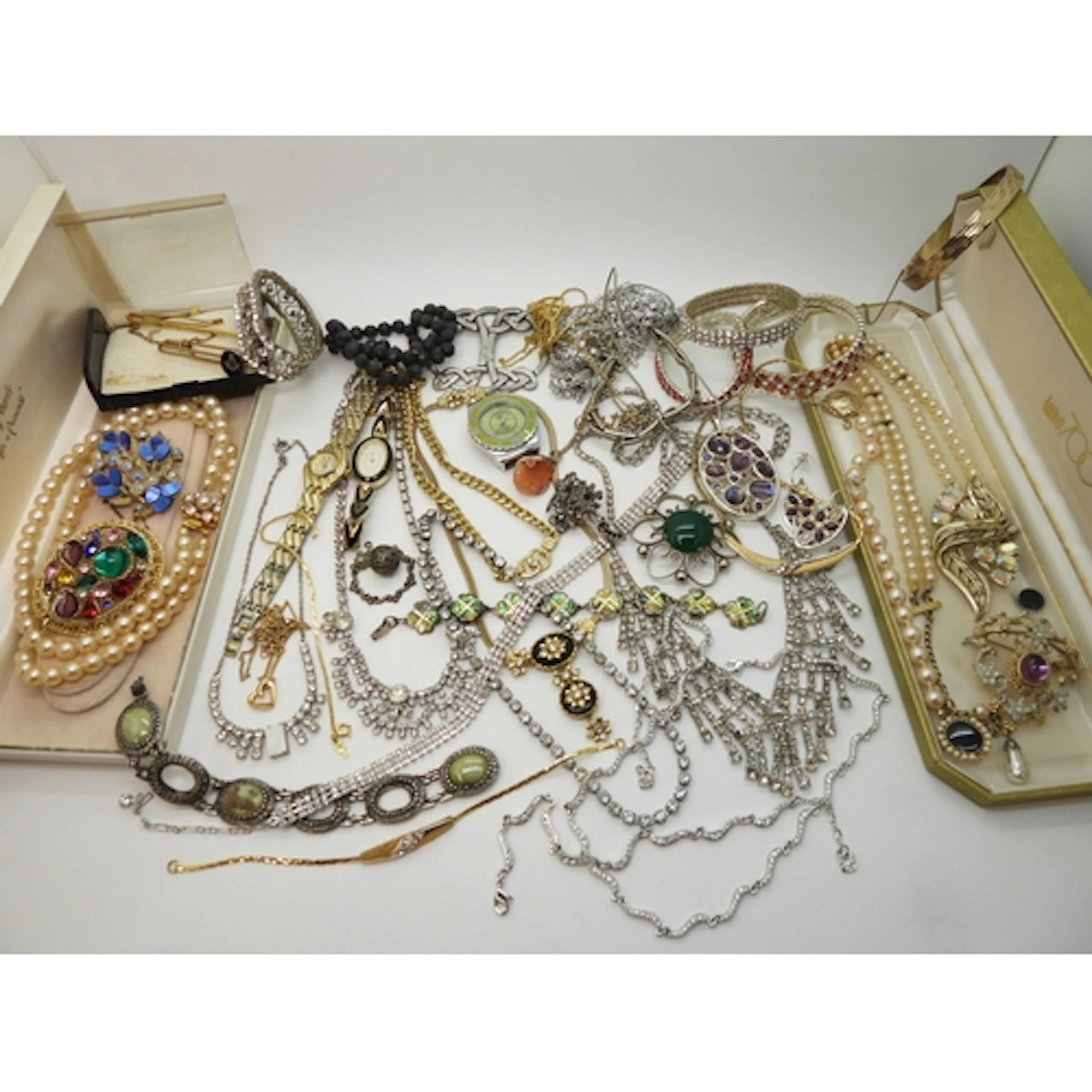 Vintage costume to include items by Ciro, Sphinx, Attwood &a...
