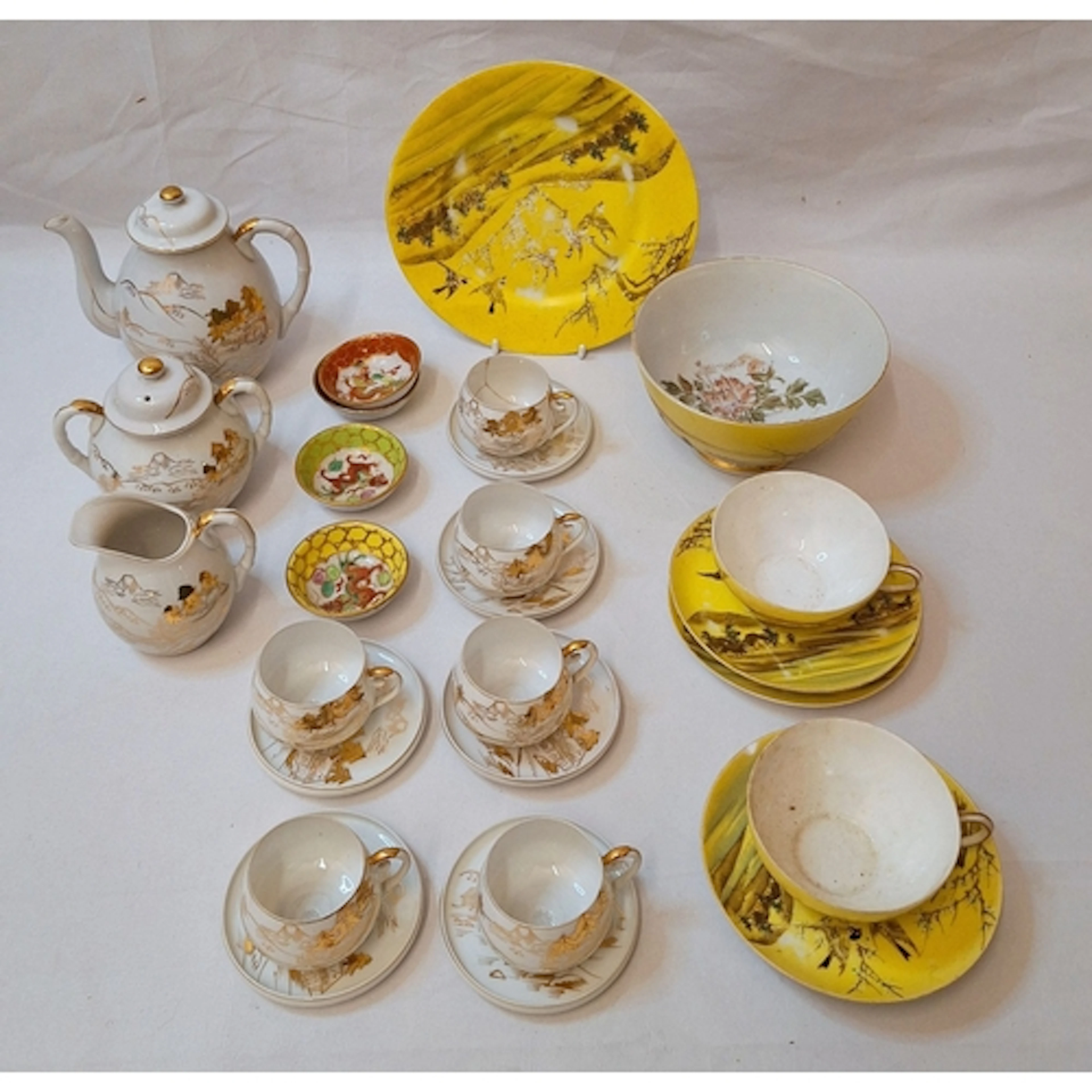 Vintage Oriental Teawares (1 Box)