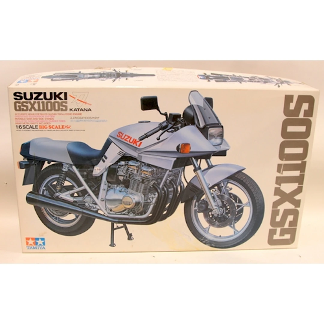 Tamiya large 1:6 model kit: Suzuki GSX1100 Katana ref:16025-...