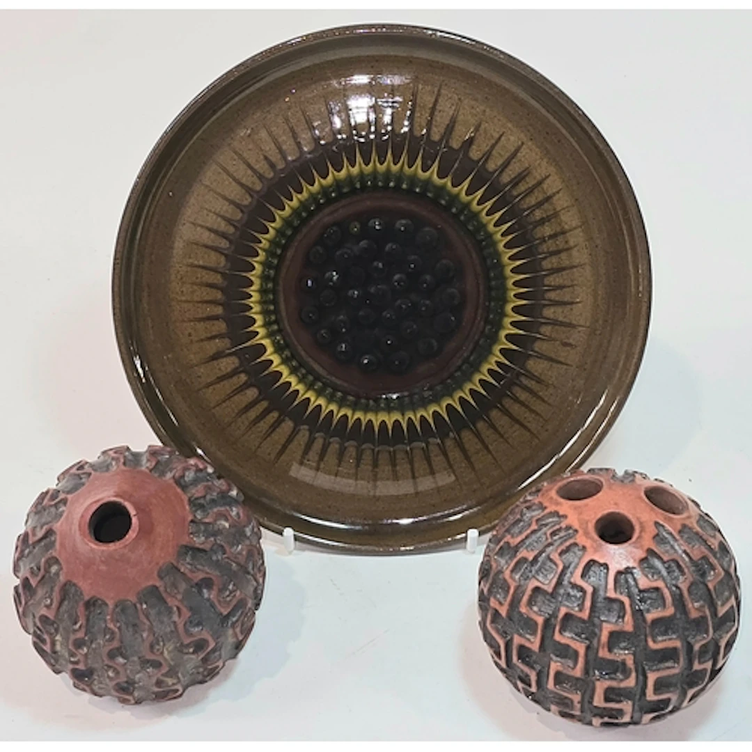Poole Pottery interest Guy Sydenham carved pen/bud holder fr...