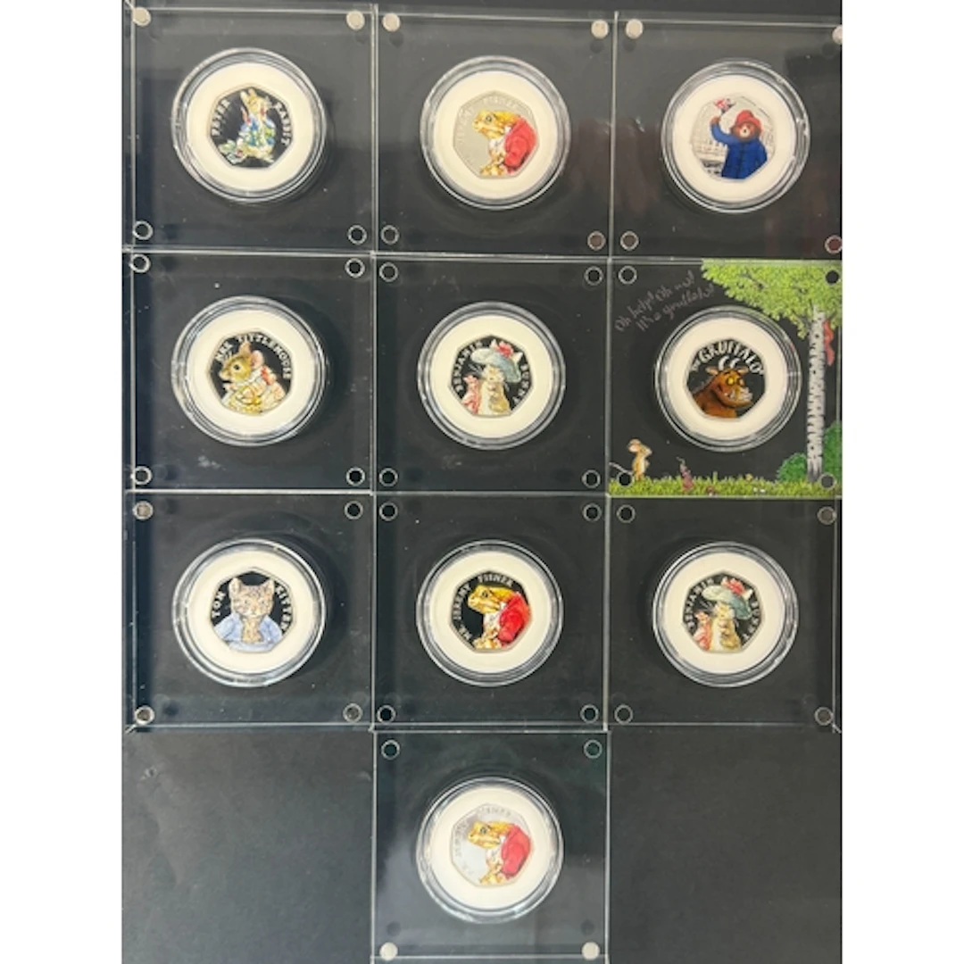 A group of 10 UK QEII 50p silver proof coins, comprising 201...