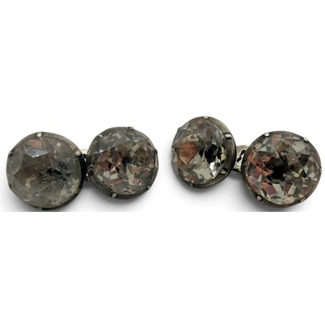 A pair of Georgian crystal cufflinks, circa 1770 (2)