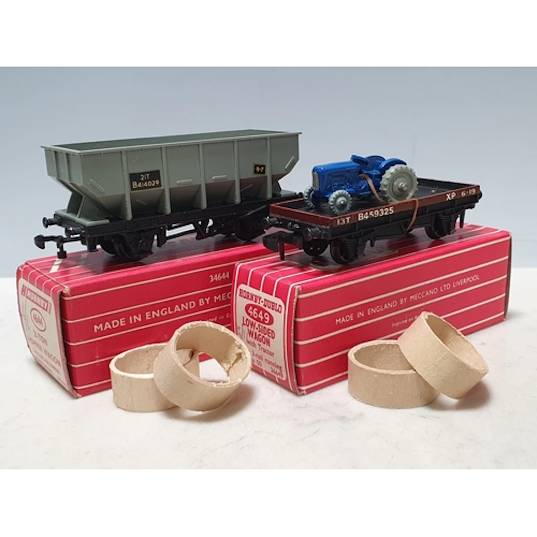 A boxed Hornby Dublo 4644 Hopper Wagon and a boxed 4649 Low-...