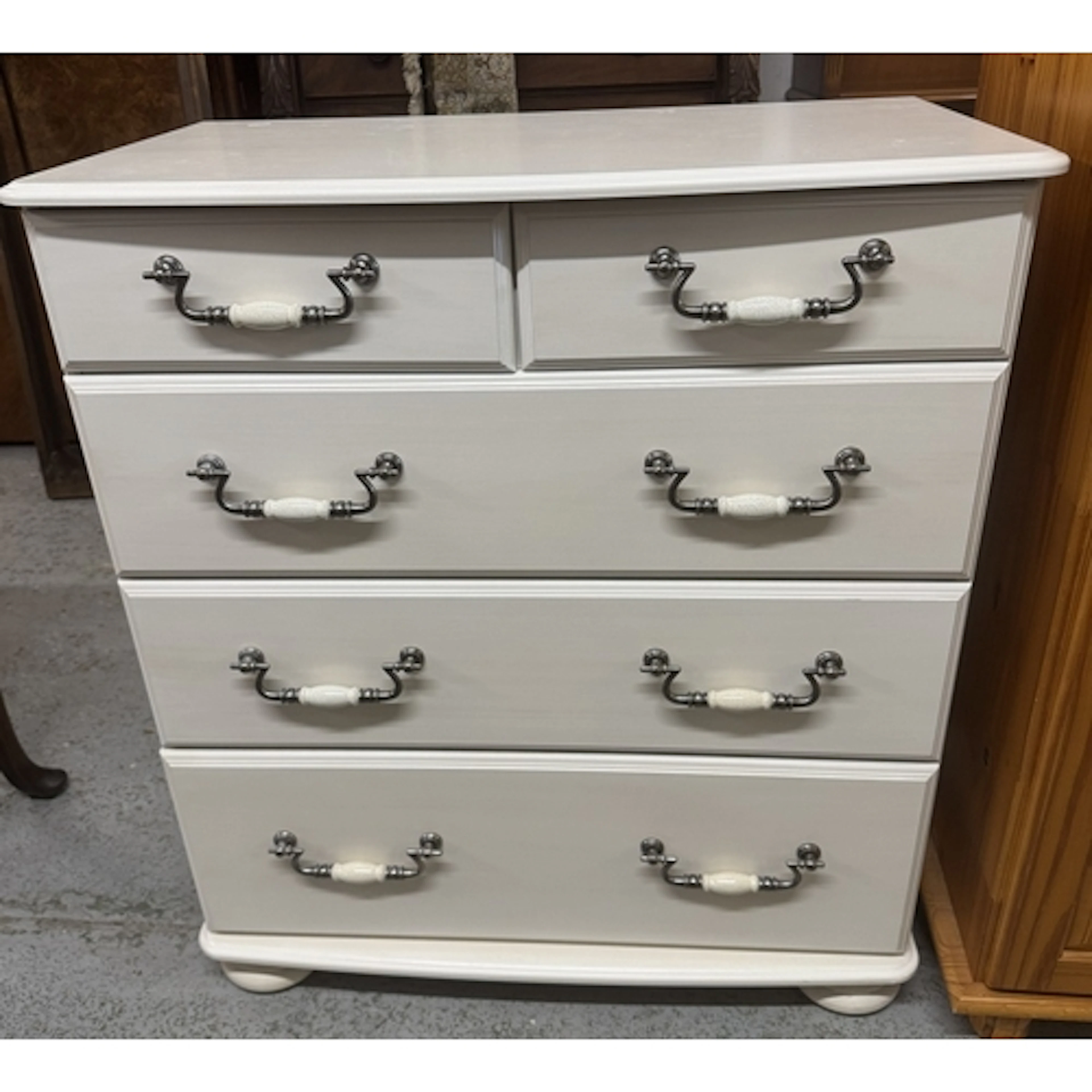 White Laura Ashley Style Chest of Drawers, 2 short drawers o...