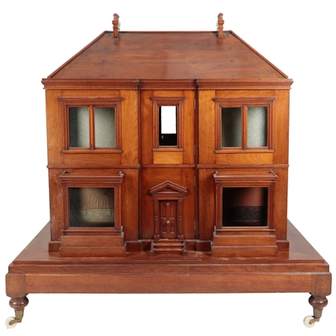 A late Victorian large and impressive estate made mahogany d...