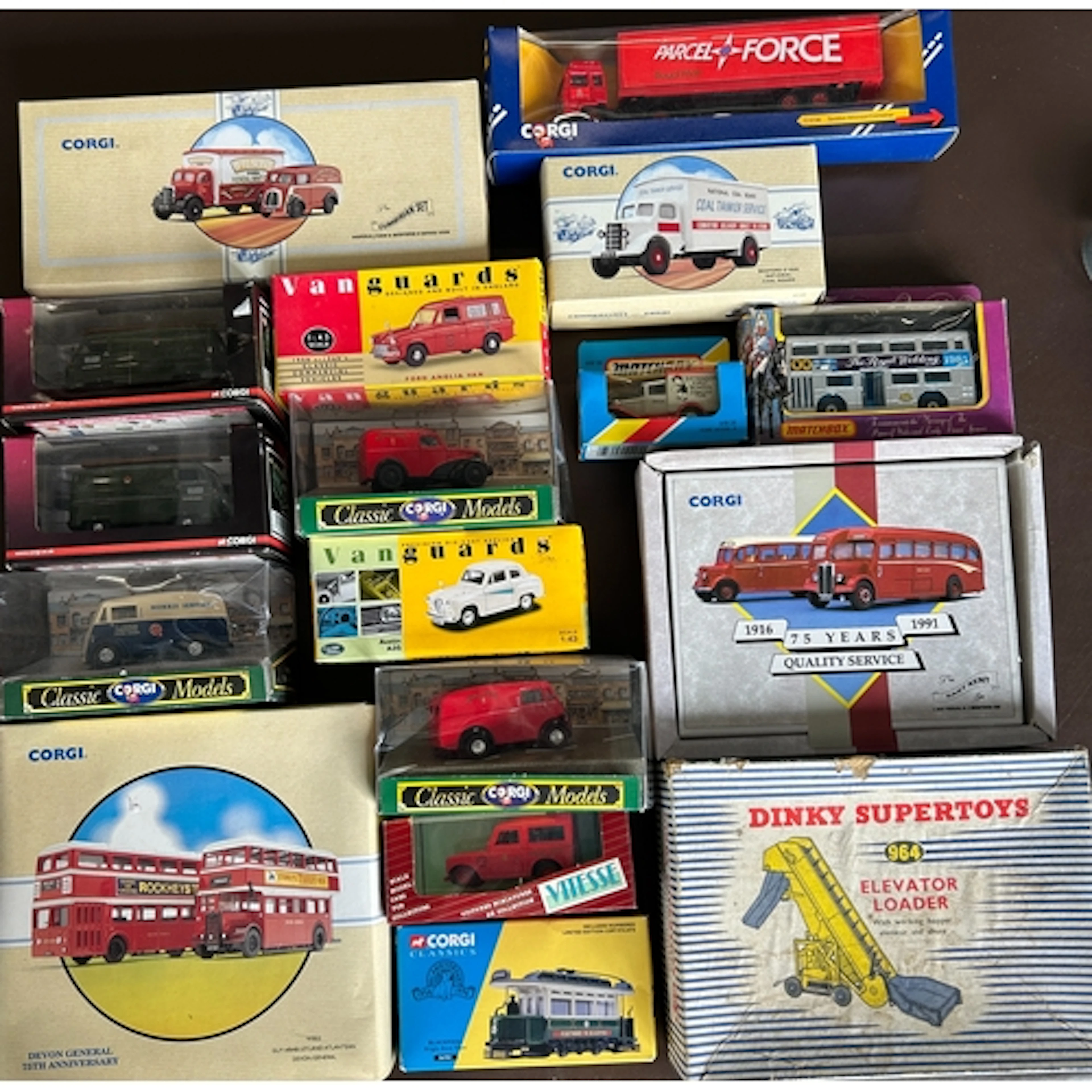 Quantity of various makes. Corgi Classics - 3x 2 vehicle set...