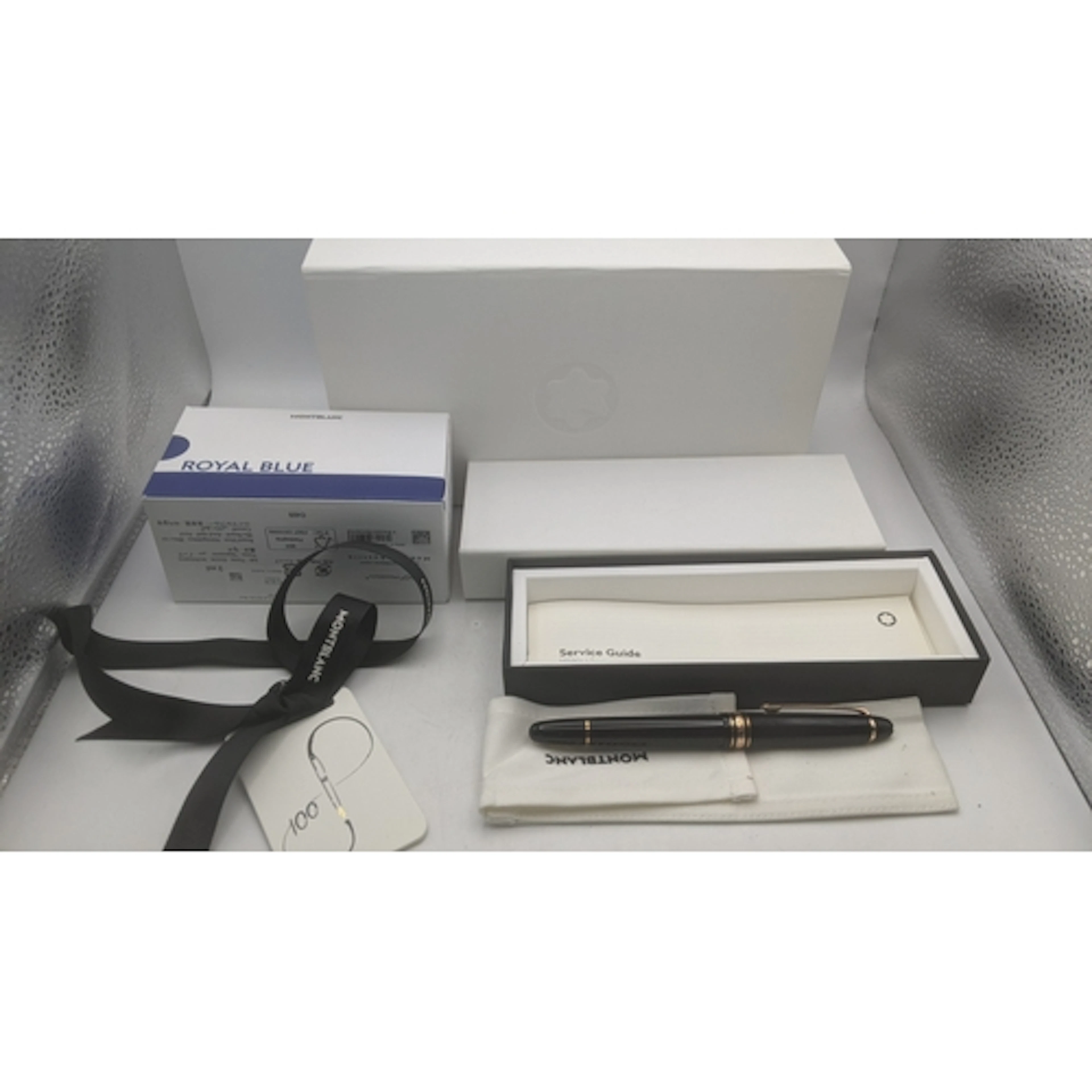 A Montblanc Meisterstuck fountain pen with original box slee...