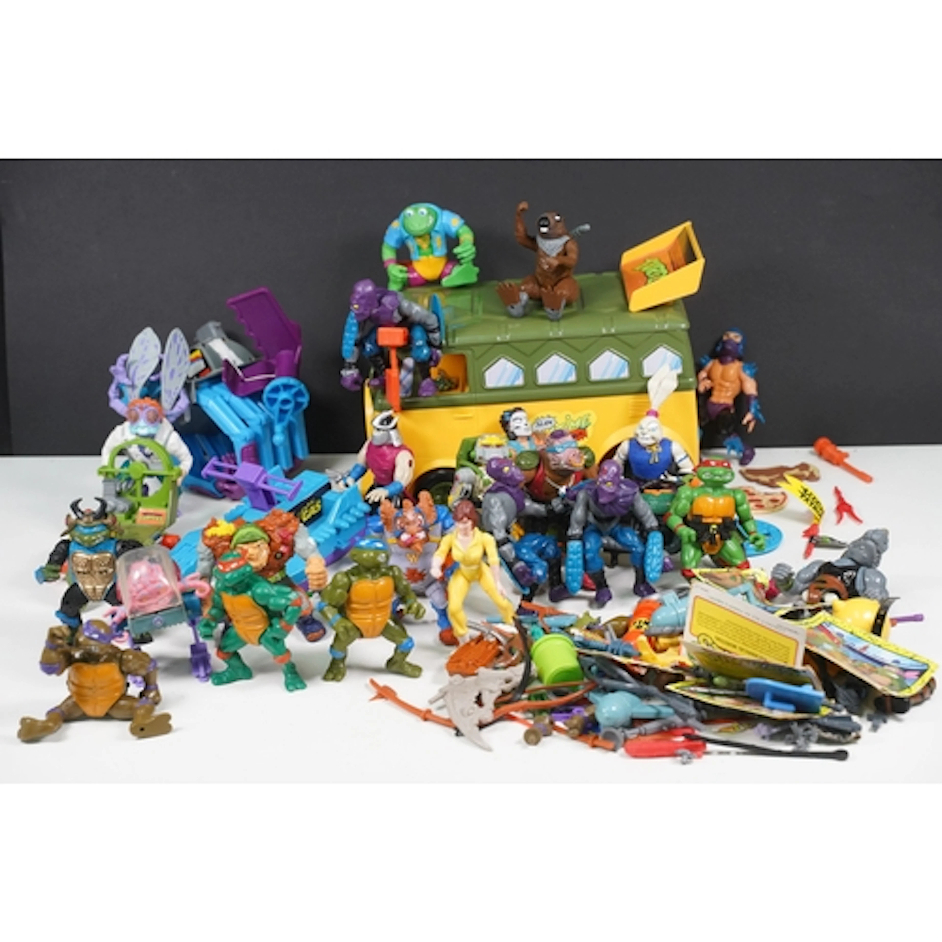 Teenage Mutant Ninja Turtles - 21 Original Playmates figures...
