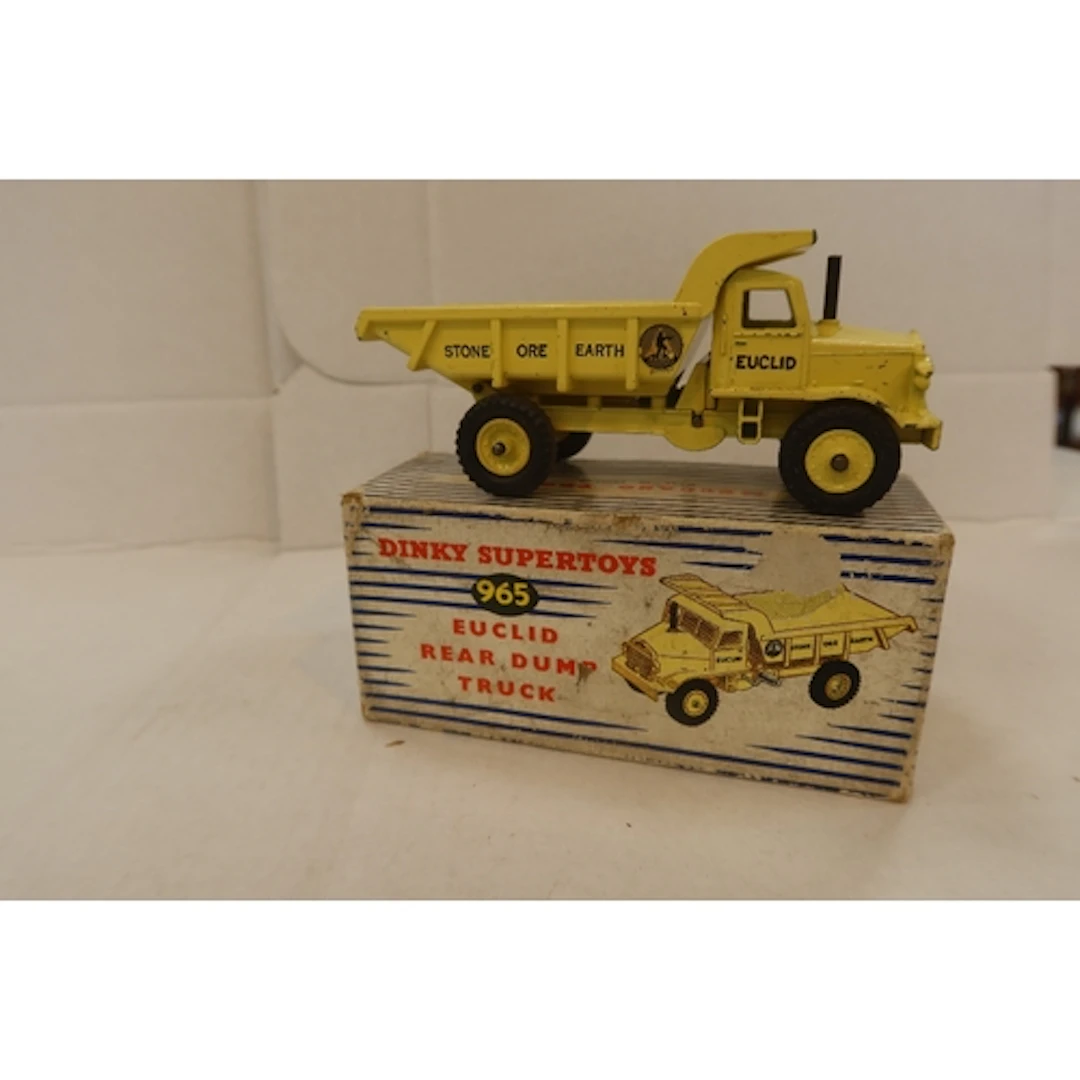 Dinky SuperToys 965