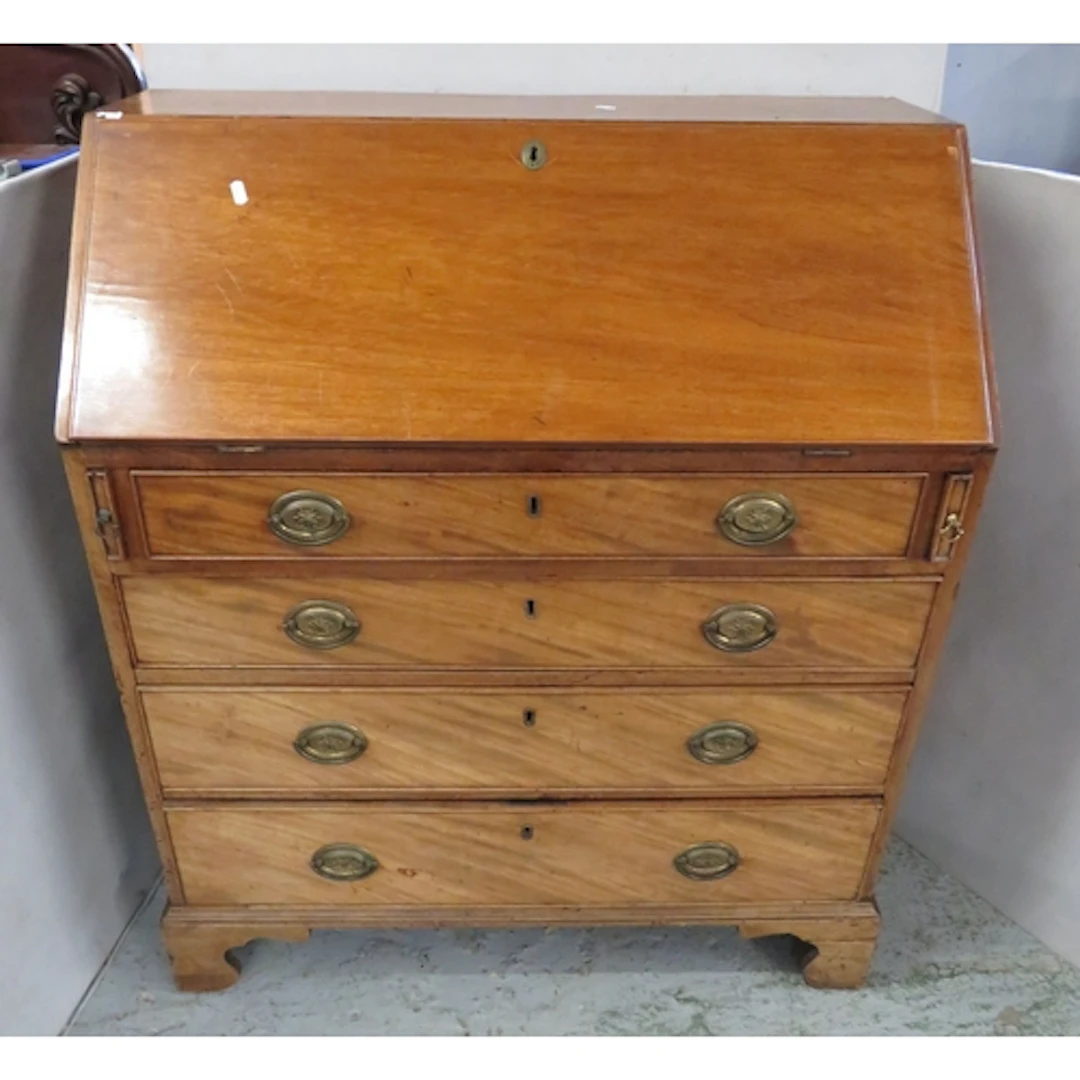 Antique Georgian Mahogany Bureau, fall enclosing writing sur...