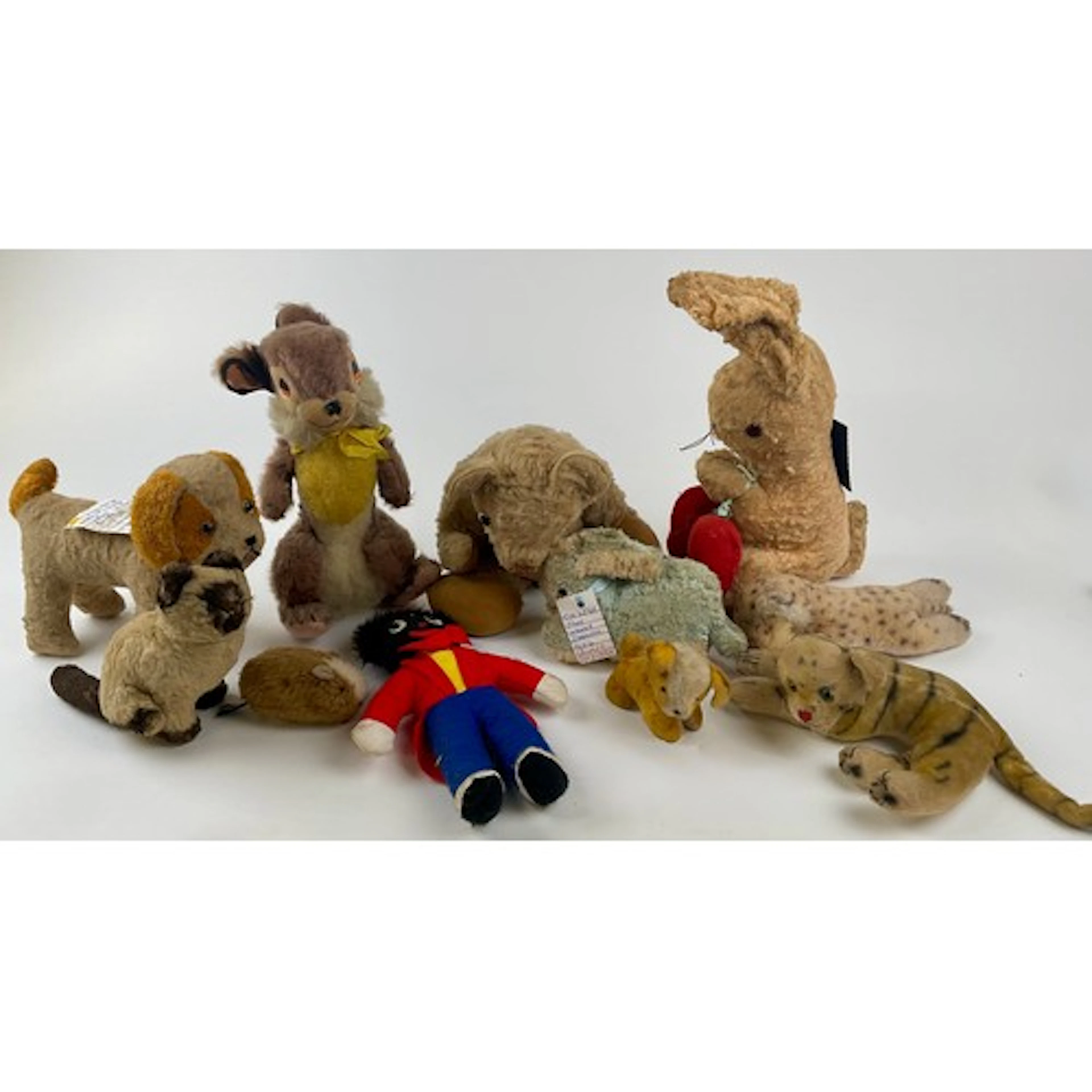 1950’s Juvenalia - various plush toys including a Merrythoug...
