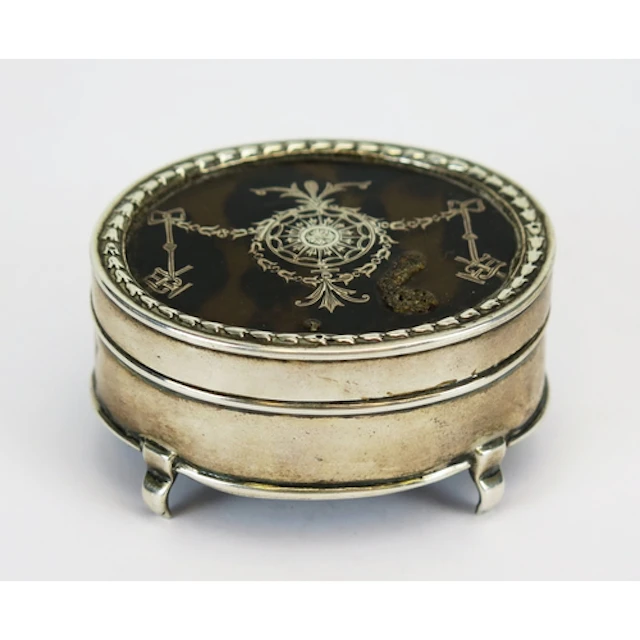 An Edward VII silver and pique tortoiseshell jewellery caske...