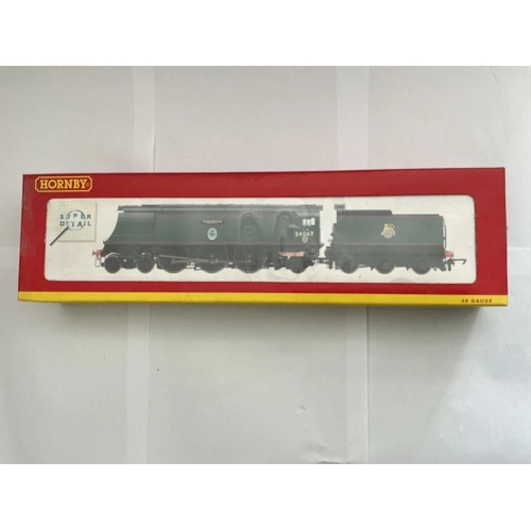 A Boxed Hornby Super Detail BR 4-6-2 Battle Of Britain Class...
