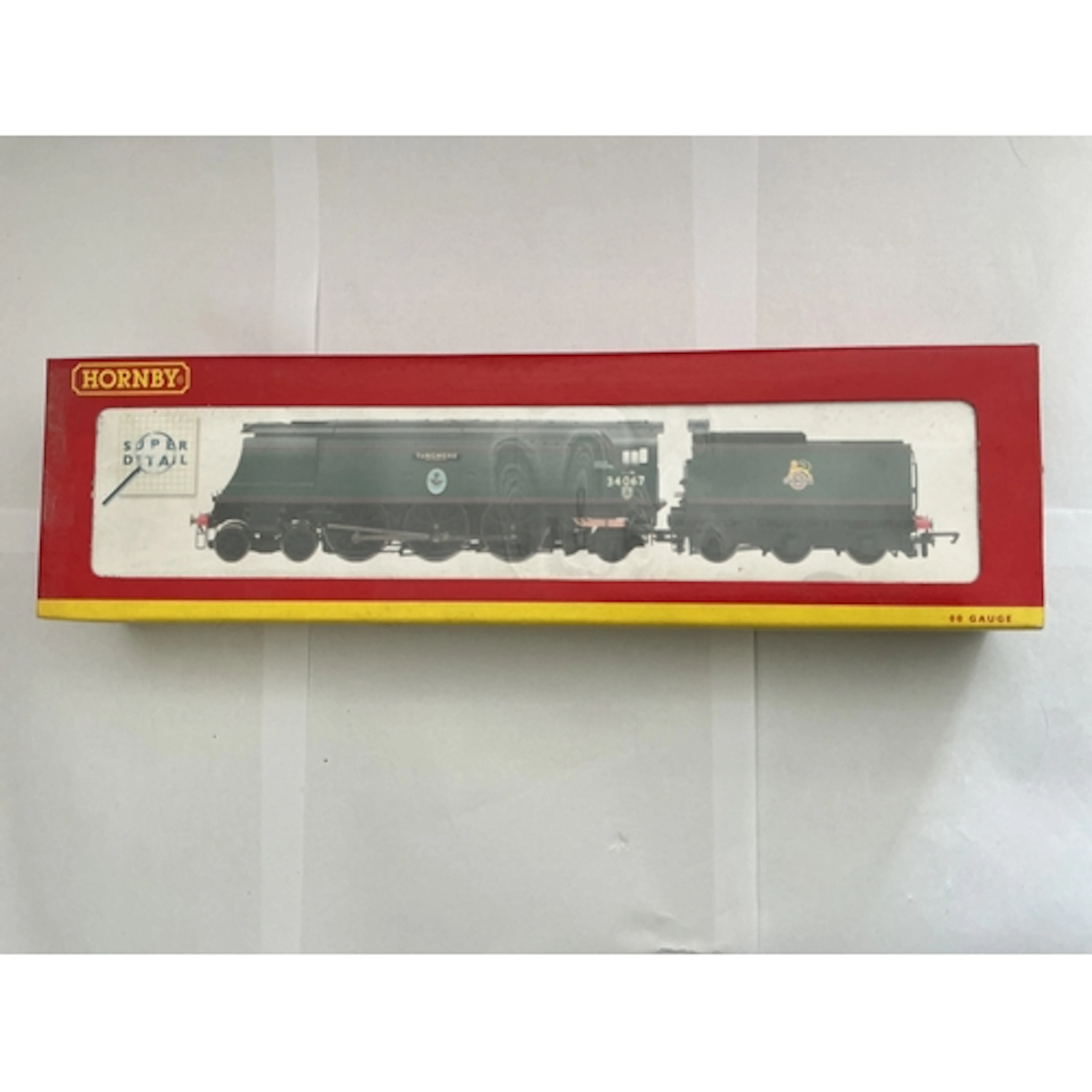 A Boxed Hornby Super Detail BR 4-6-2 Battle Of Britain Class...