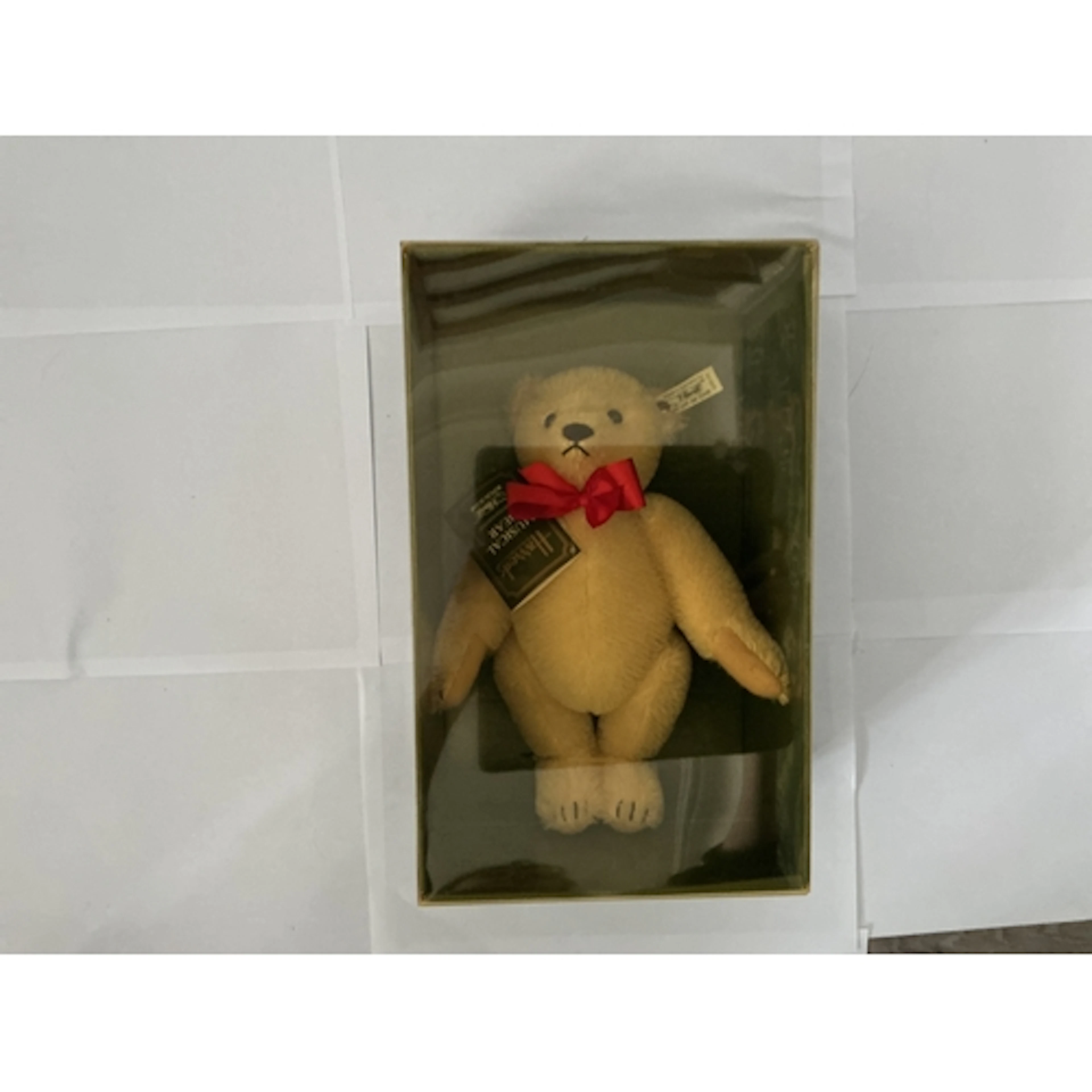 A Boxed Harrods Musical Steiff Bear. No Reserve.