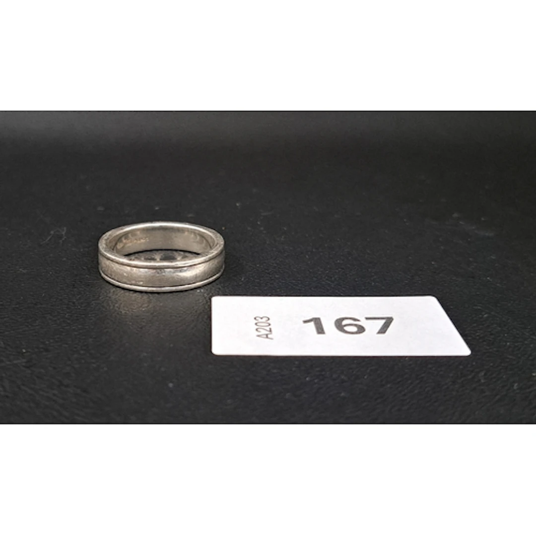 THOMAS SABO SILVER RING size T and approximately 7.2 grams